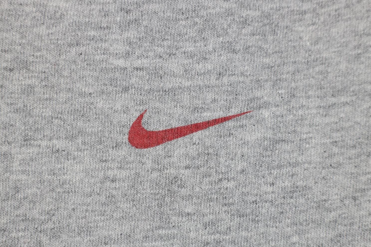 Nike Vintage Nike Travis Scott Center Swoosh T-Shirt Heather Gray Size US XL / EU 56 / 4 - 13 Thumbnail