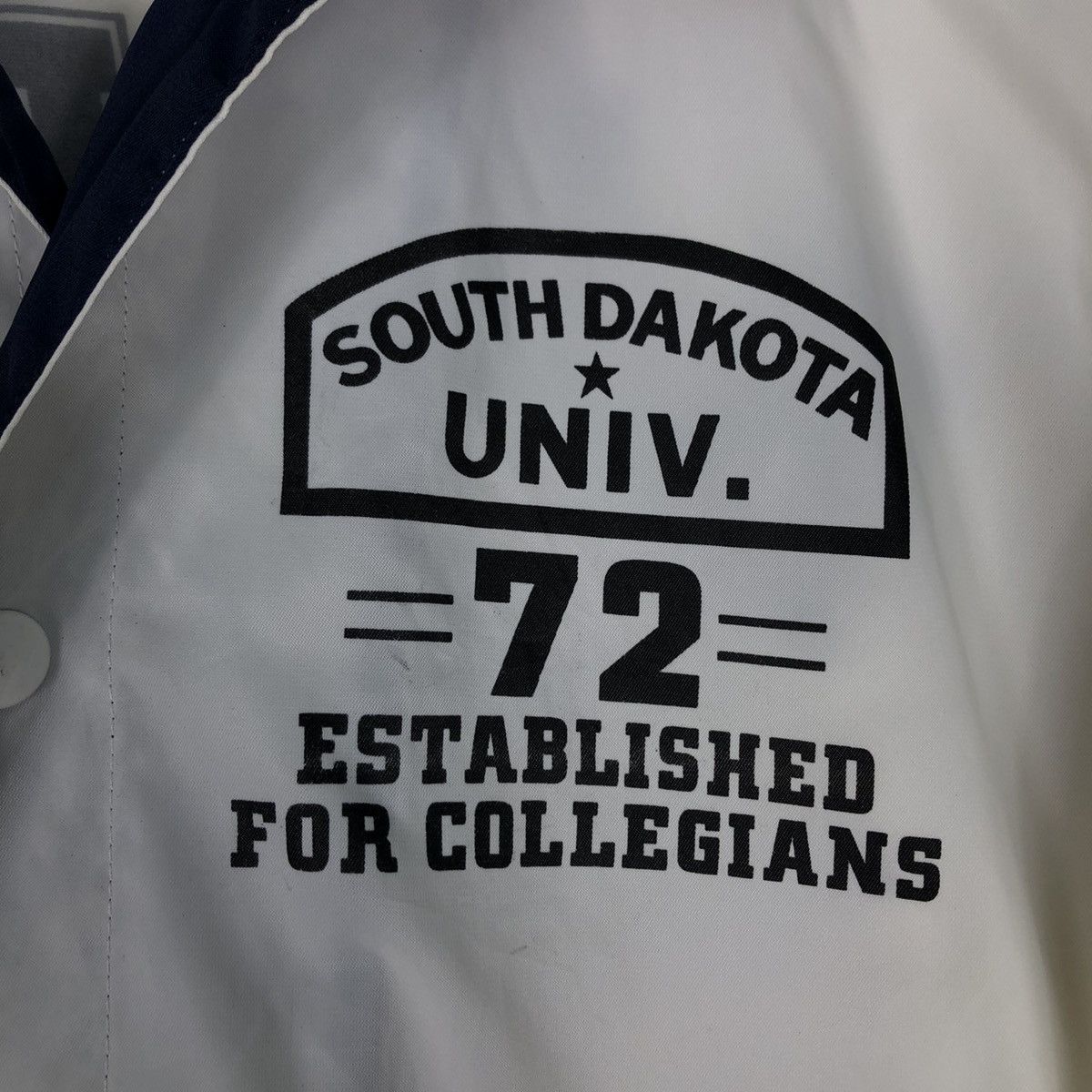 Japanese Brand 🔥Vintage Bomber Jacket Satin Riders South Dakota Univ USA Size US M / EU 48-50 / 2 - 15 Thumbnail