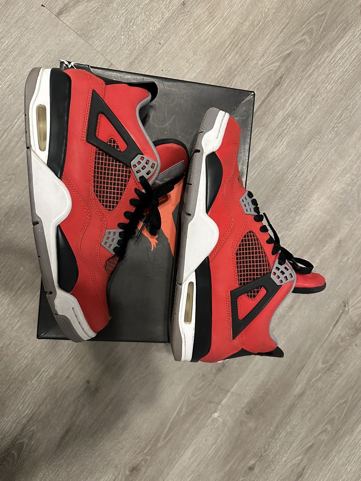 Jordan Brand Jordan 4 Retro Toro Bravo Size US 9.5 / EU 42-43 - 2 Thumbnail