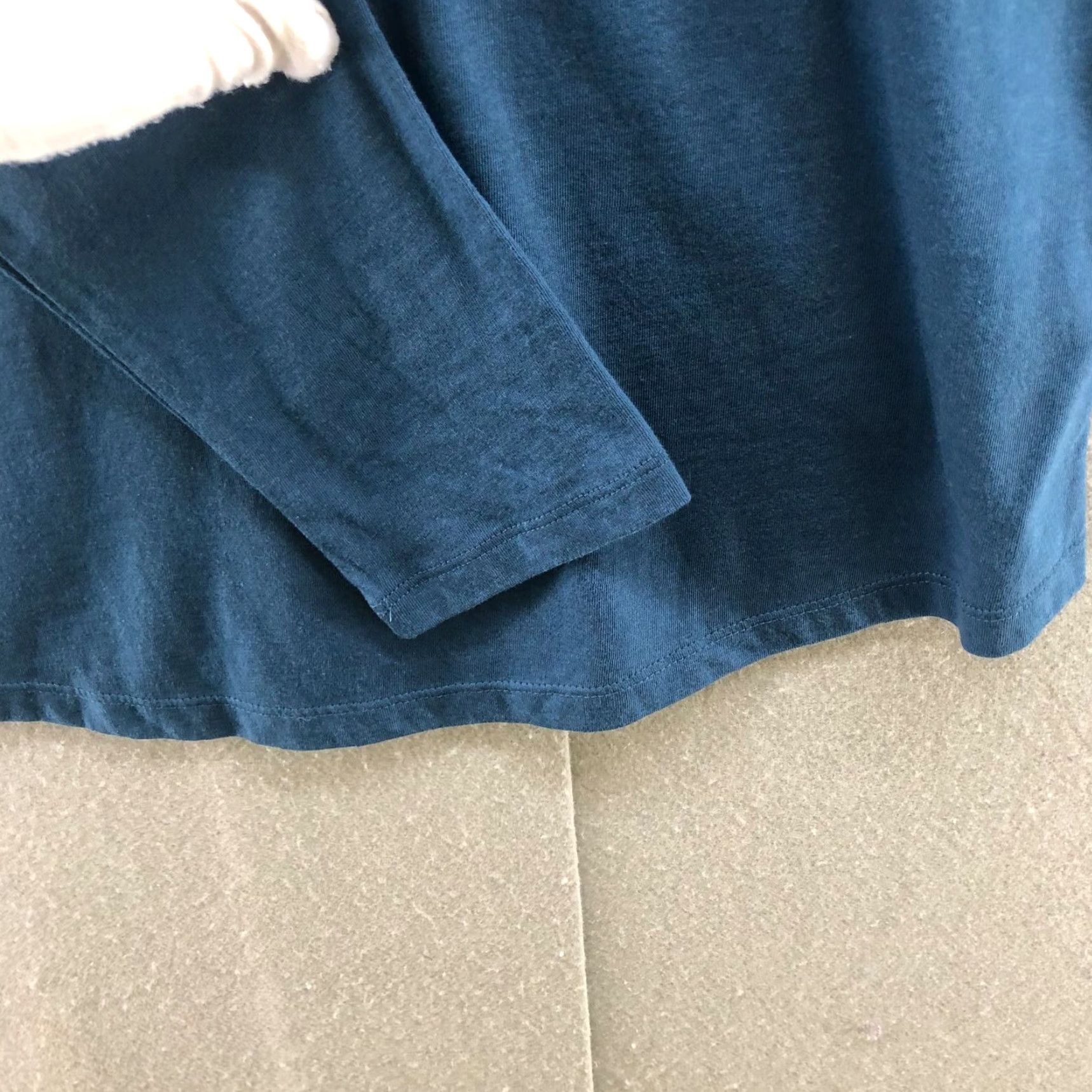 Vintage Dressbarn Women's Blue Long Sleeve Crewneck T Shirt Large Modal Blend Stretch Size L / US 10 / IT 46 - 6 Thumbnail