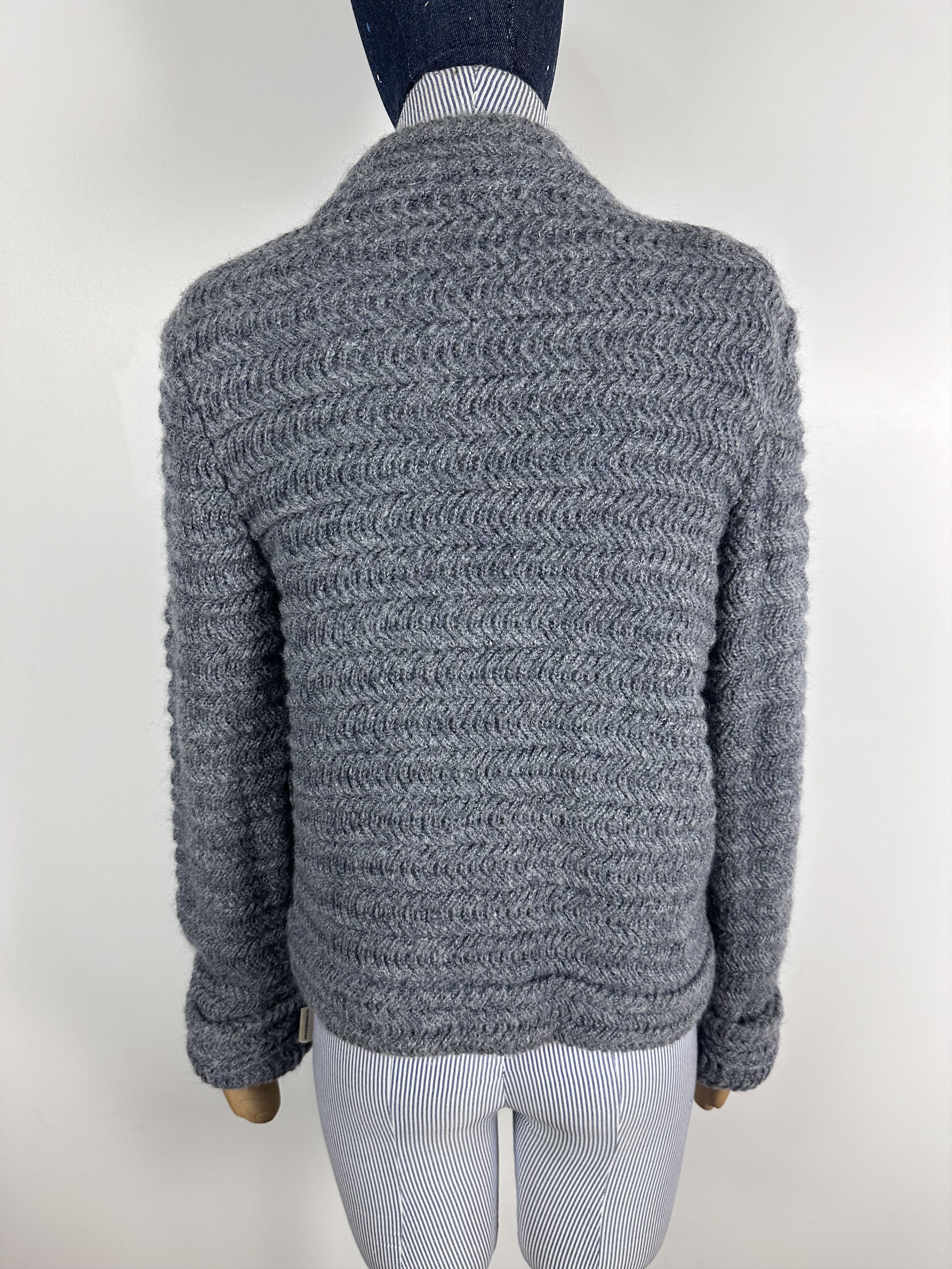 Valentino × Vintage Valentino Miss V Wool Cape Knitted Women Sweater Gray 42 Size M / US 6-8 / IT 42-44 - 5 Thumbnail