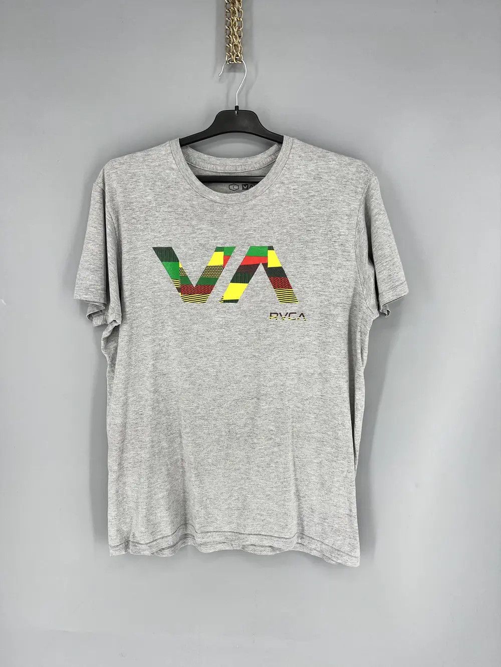 Band Tees RVCA Mens Grey Graphic Tee Skater Style Size US L / EU 52-54 / 3 - 1 Thumbnail