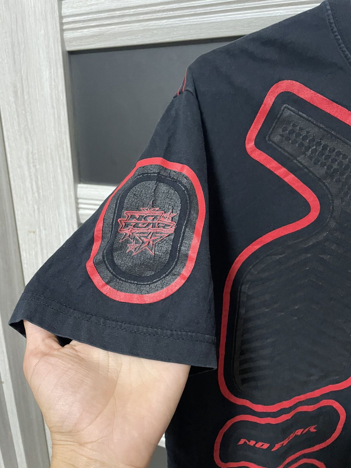 No Fear 90s No Fear Armor Design Vintage Y2K Tee Rare Hype Size US L / EU 52-54 / 3 - 3 Thumbnail