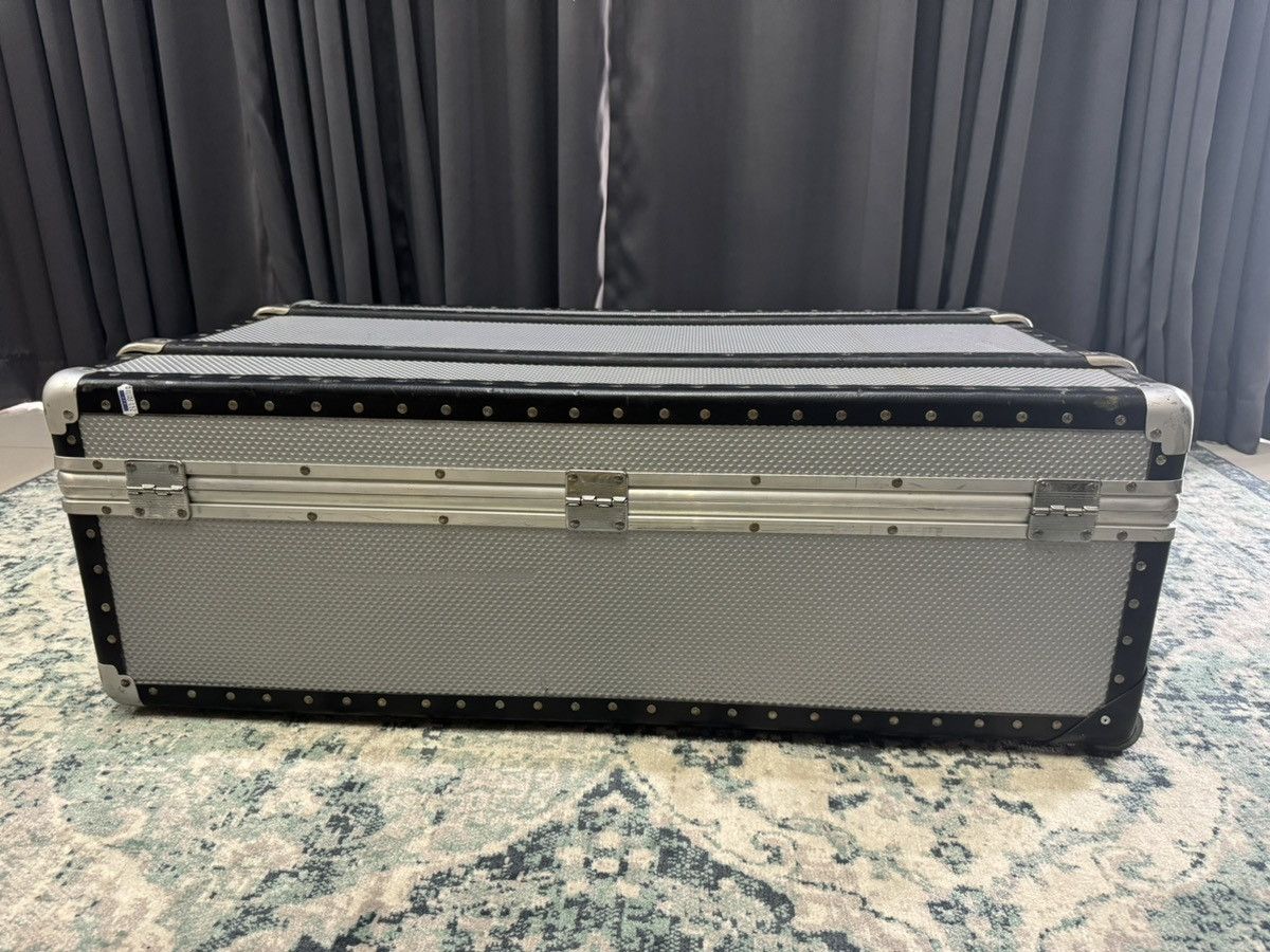 Rimowa 1950s 2 WHEELERS GIGANTIC RIMOWA ALUMINIUM CASE TRAVEL BAG Size ONE SIZE - 14 Thumbnail