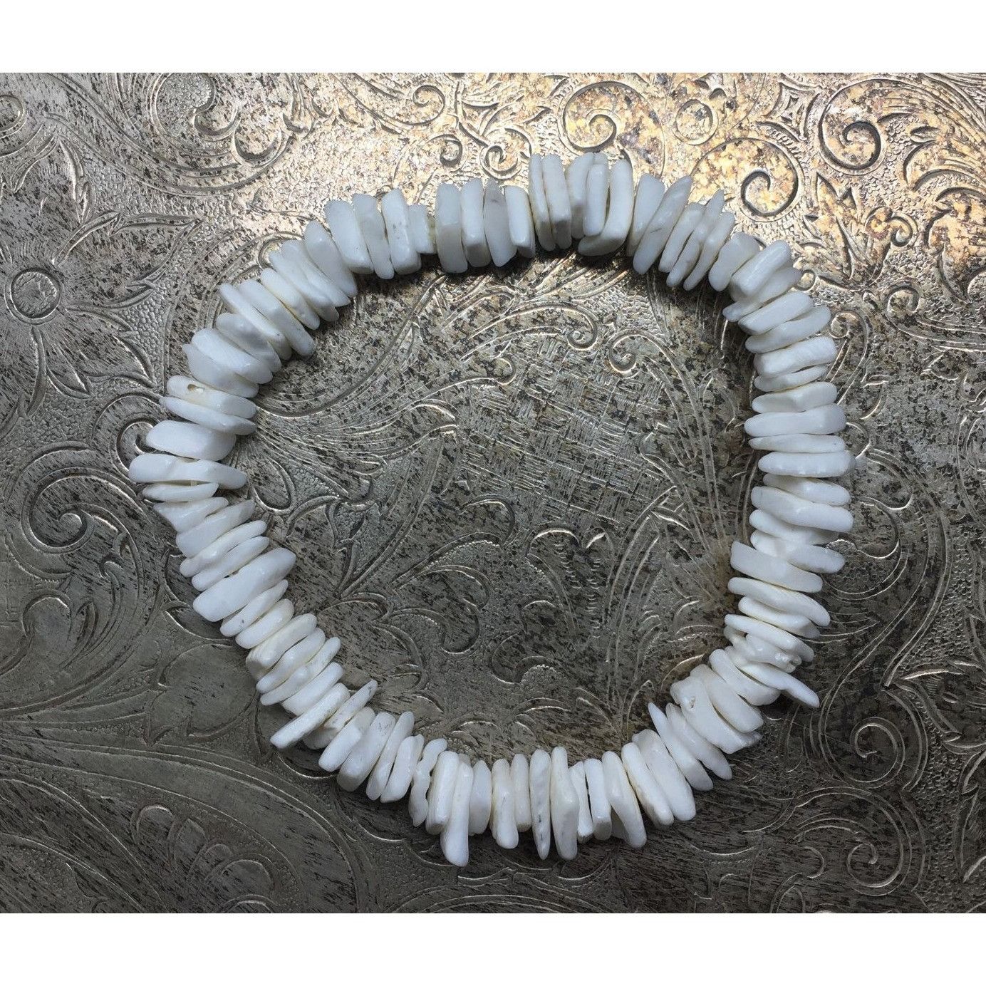 Other White Chunky Puka Shell Bohemian Style Bracelet Size ONE SIZE - 3 Thumbnail