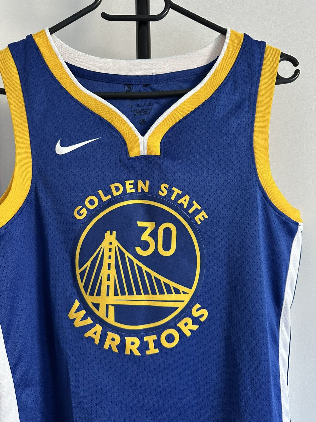 Nike NIKE GSW #30 Curry basketball shirt Size US S / EU 44-46 / 1 - 3 Thumbnail