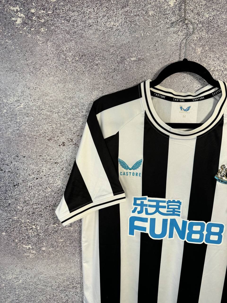 Castore × Vintage Vintage Newcastle United 2022/23 Castore Soccer Jersey Size US M / EU 48-50 / 2 - 2 Thumbnail