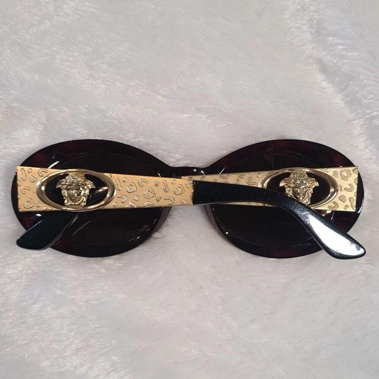 Versace Gianni Versace 1996 Oval Medusa Sunglasses Mod 403 Col 900 Size ONE SIZE - 4 Thumbnail