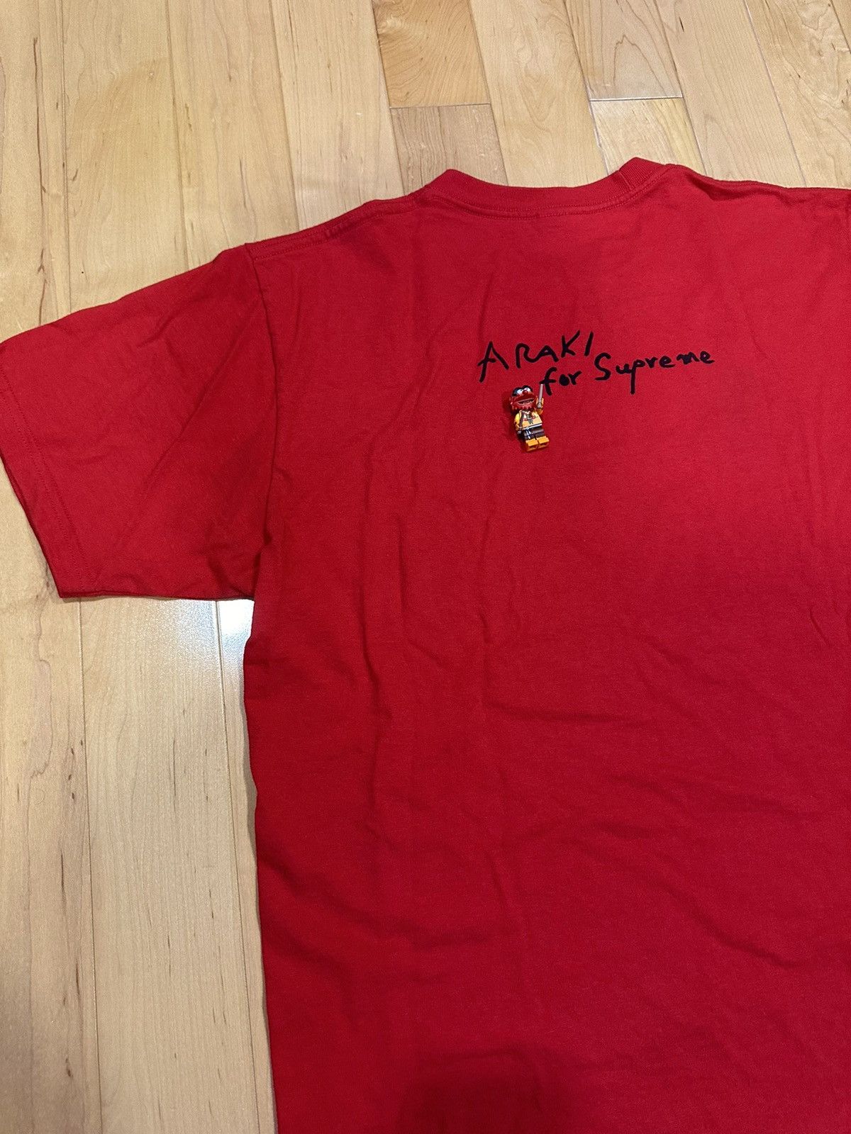Supreme Akari Rose Red Supreme Tee Large Size US L / EU 52-54 / 3 - 11 Thumbnail