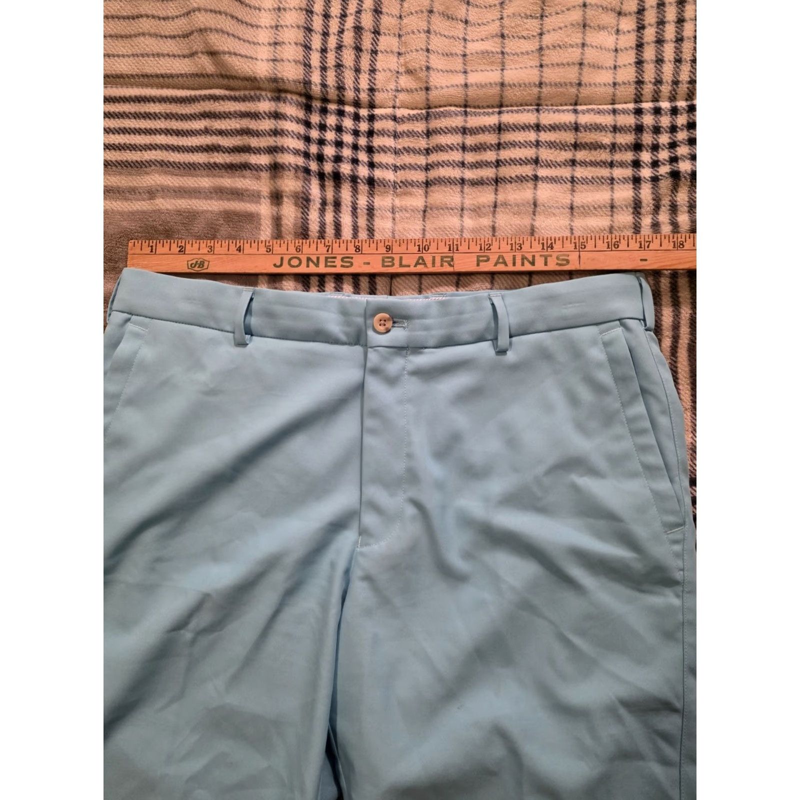 Peter Millar Peter Millar Salem Performance Golf Shorts Light Blue Men's 34 9 Inseam Flat Front Zip Pockets Stretch Chino Shorts Casual Summer 9" Inseam Mens Size US 34 / EU 50 - 6 Thumbnail