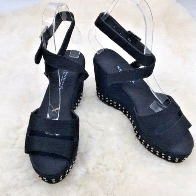 Vintage VINTAGE NewbarK Maggie Wedge Platform Wrap Strap Black Suede Studded Size 7M Womens Open Toe Heel 4" Buckle Closure Platform Shoes Size US 7 / IT 37 - 2 Thumbnail