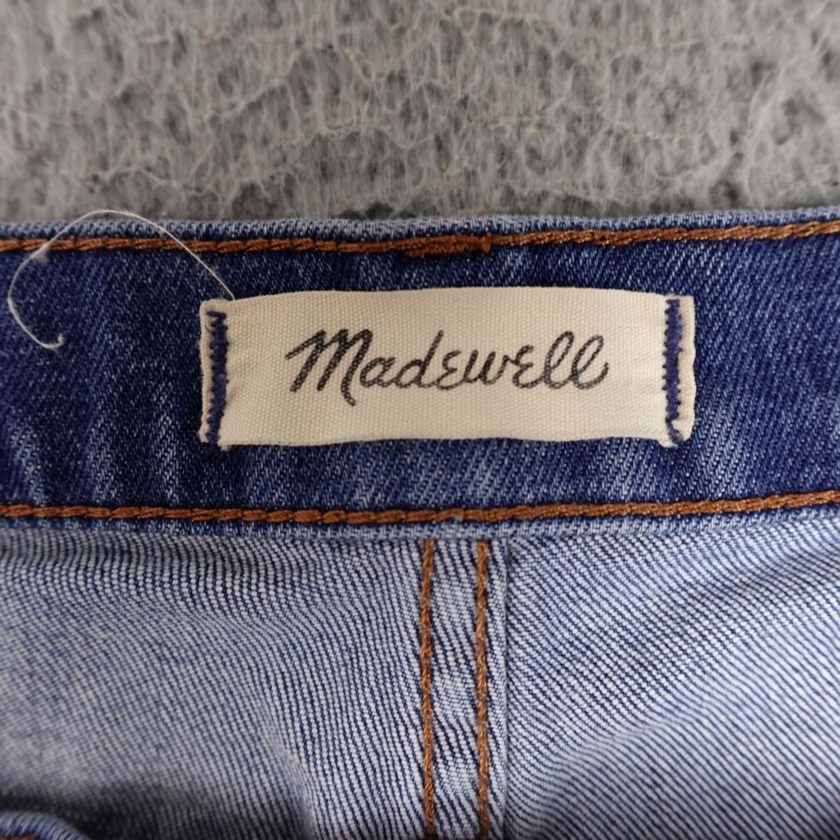 Madewell Madewell Jeans Womens 33 Blue Denim Medium Wash Stretch Mom The Slim Boyjean Size 24" / US 00 / IT 34 - 2 Thumbnail