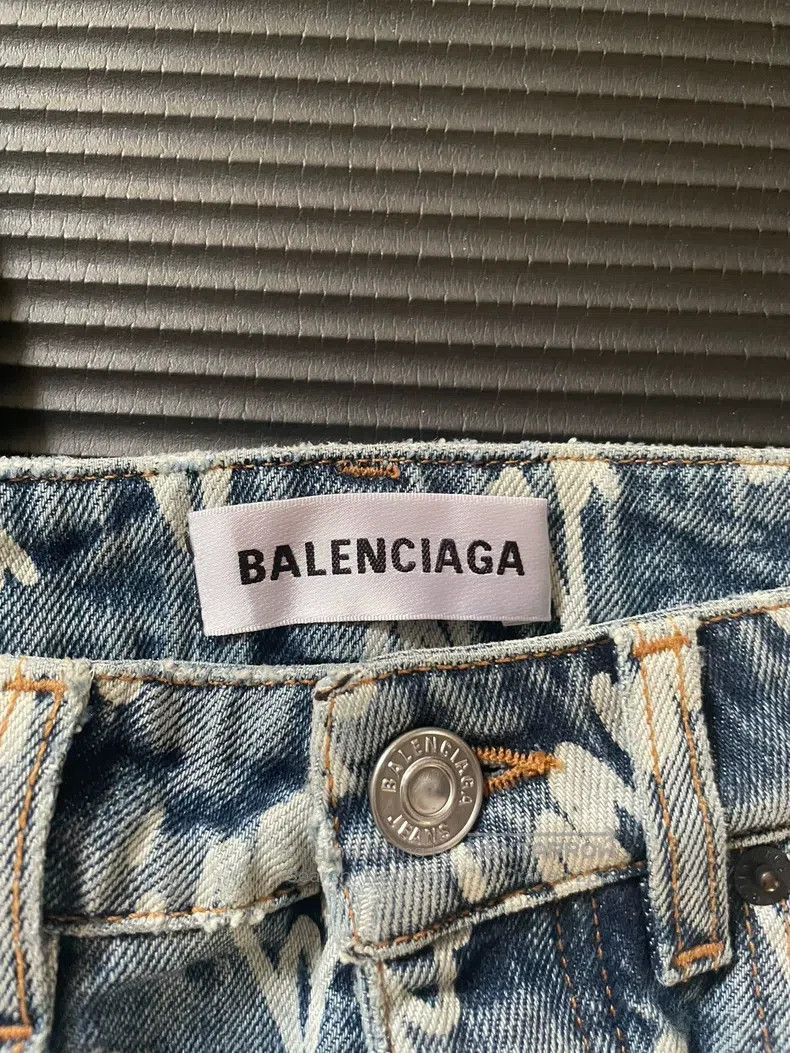 Balenciaga Balenciaga Denim skirt with full logo print Size 33" - 3 Thumbnail