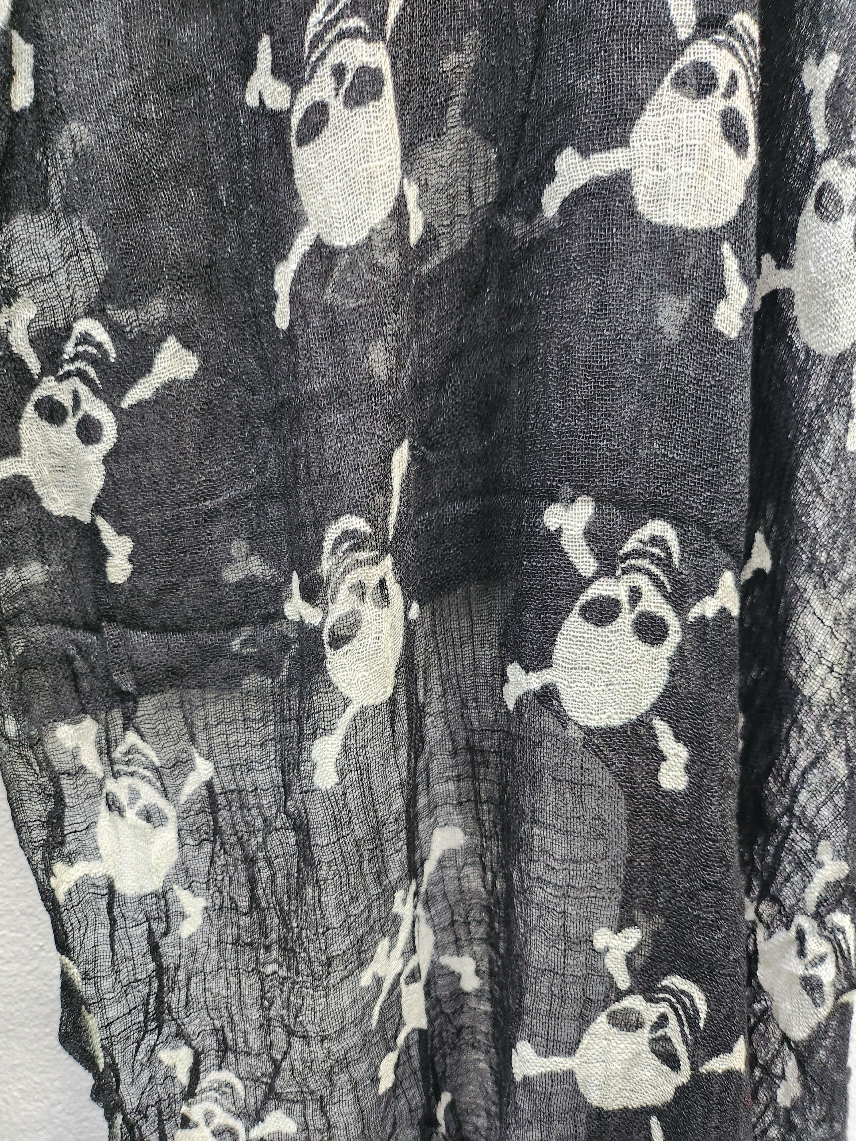 If Six Was Nine × Japanese Brand 💥Nice Skull And Bones Big Scarves Neck Wrap Liz Lisa Döll Size ONE SIZE - 3 Thumbnail
