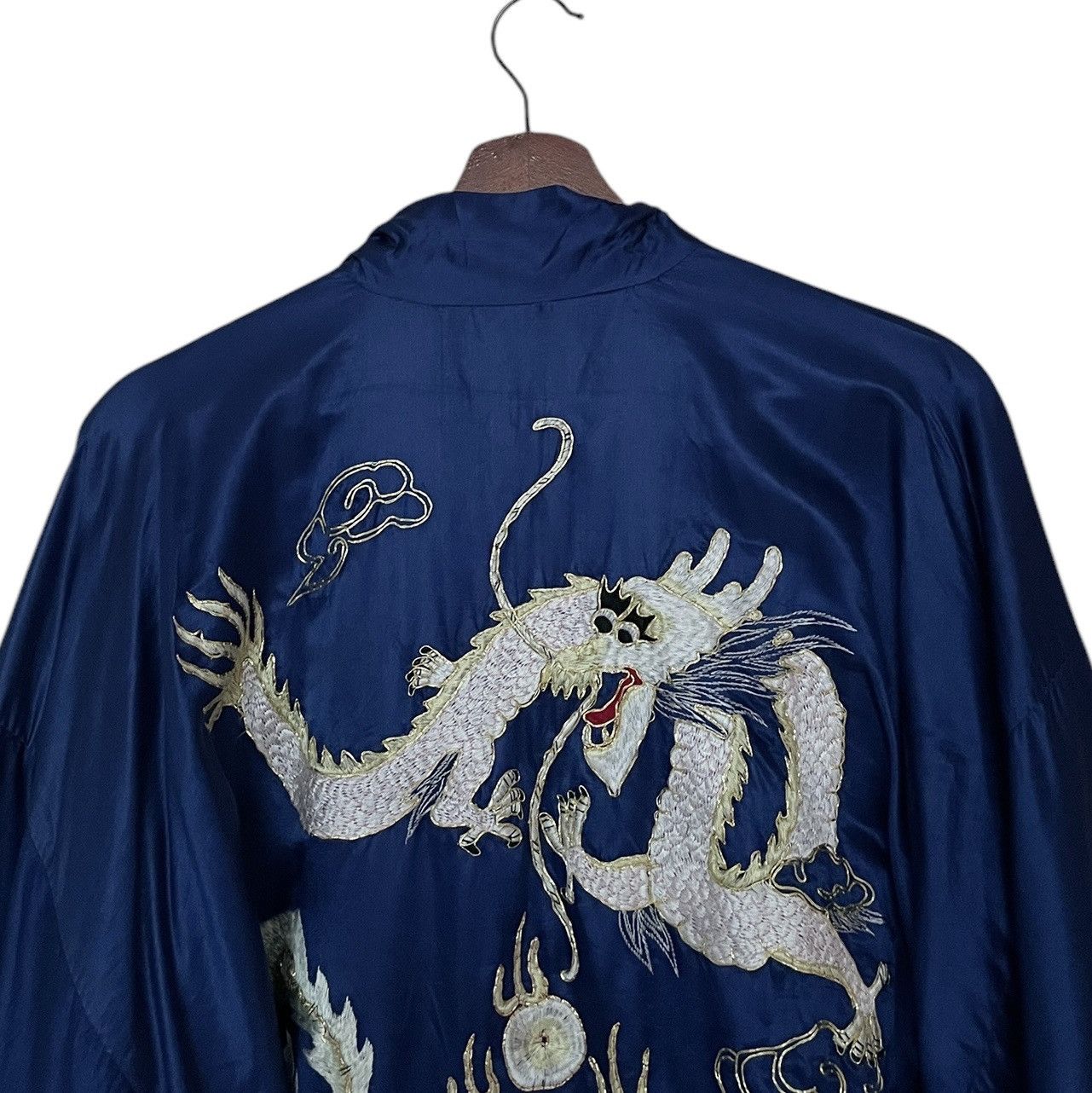 Vintage True Vintage Brand Hwa Lin 100% Silk Dragon Kimono 1980s Size US L / EU 52-54 / 3 - 4 Thumbnail