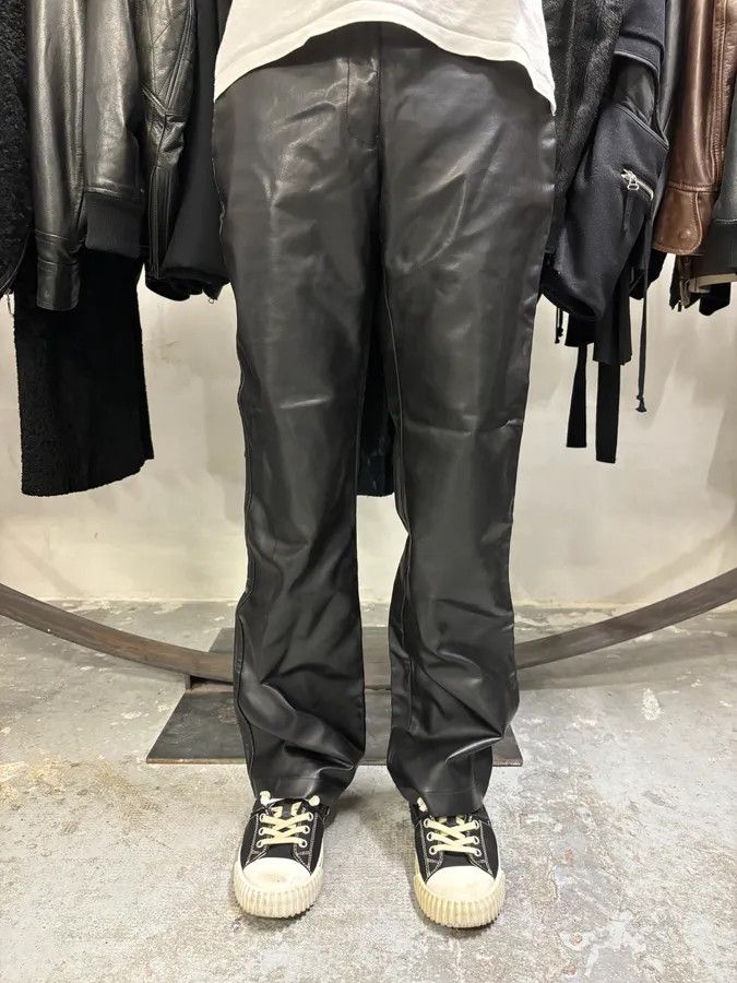 Armani × Vintage 2000s Armani Black Leather Pants Size US 30 / EU 46 - 2 Thumbnail