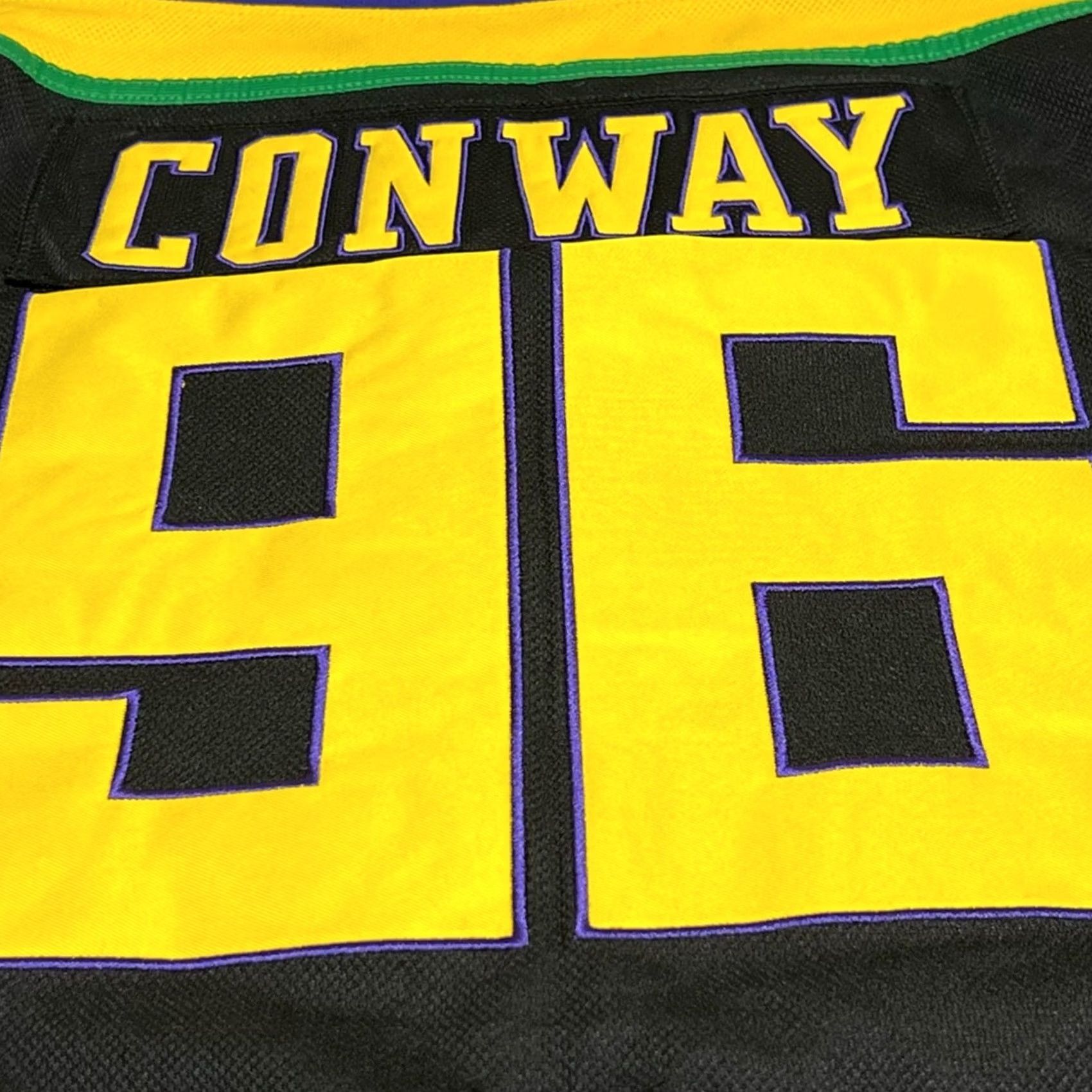 Vintage Charlie Conway Mighty Ducks Hockey Jersey XXXL Embroidered Fight Strap T-Shirt Mens Black 3XL Size US XXL / EU 58 / 5 - 6 Thumbnail