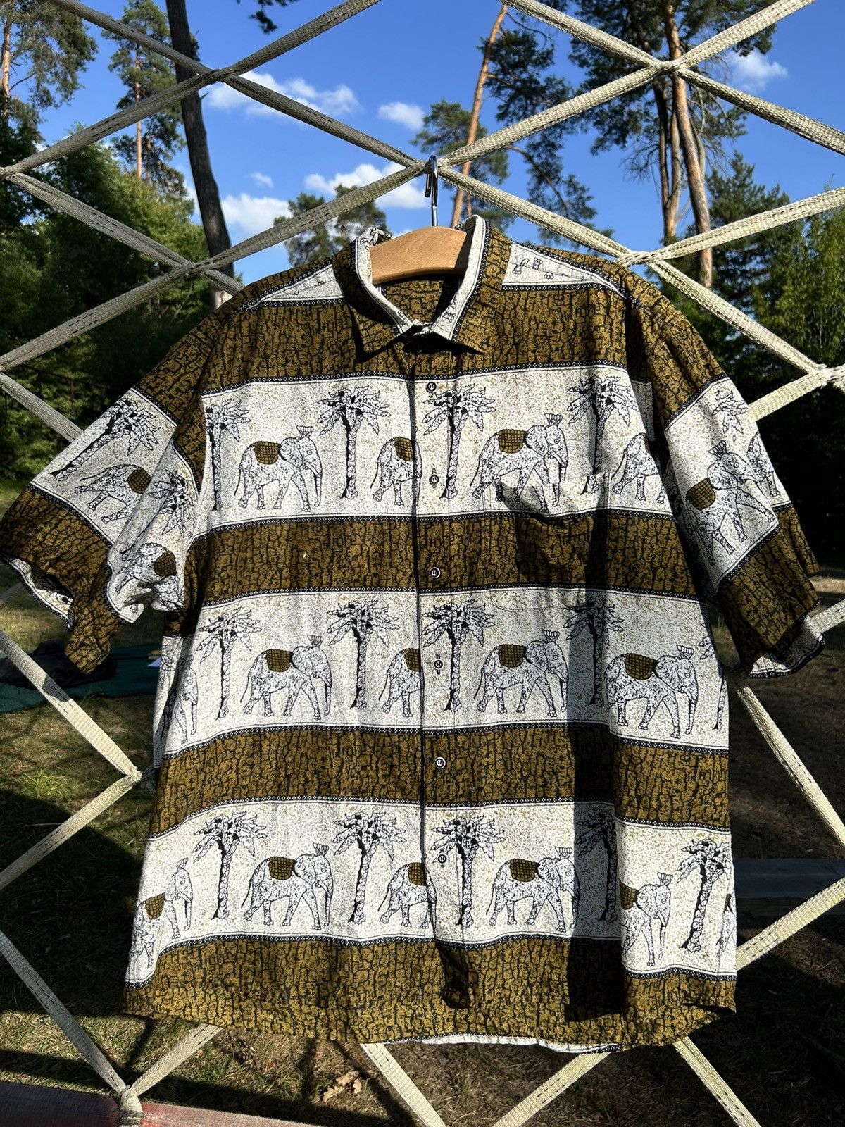Other Festival Shirt Unique Abstract Pattern Design Size XL / XXL Size US XXL / EU 58 / 5 - 3 Thumbnail