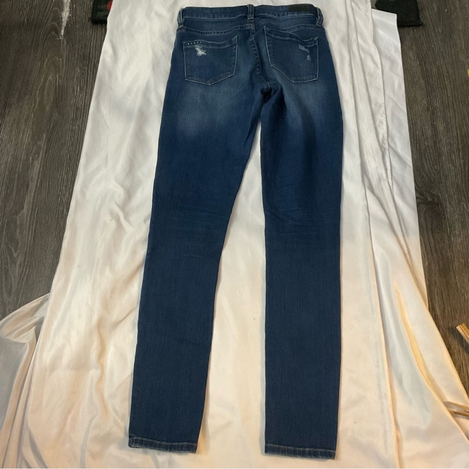 BLANKNYC Blank NYC Distressed Zip Up Denim Jean 26 Casual Comfy Size 26" / US 2 / IT 38 - 4 Thumbnail