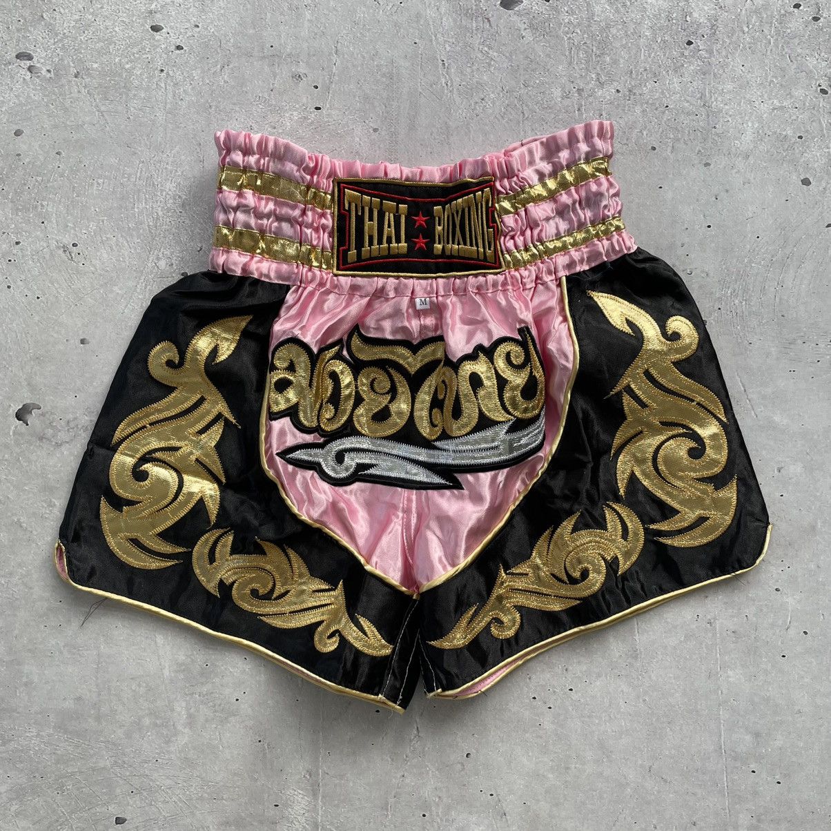 Vintage MUAY THAI BOXING SHORT PANTS STEETWEAR CORE FASHION Size US 28 / EU 44 - 1 Thumbnail