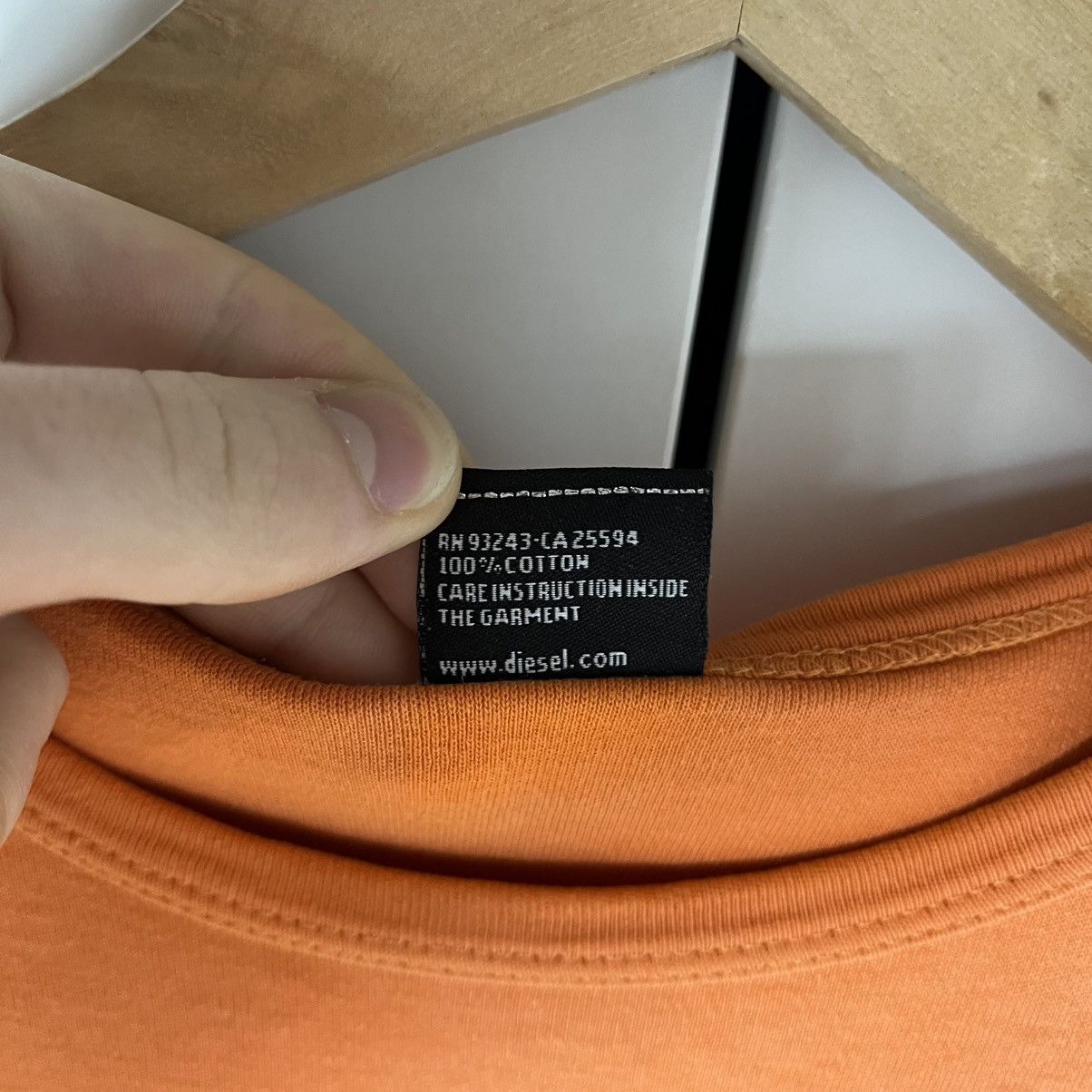 Diesel Vintage Diesel Central Logo Orange Tee Streetwear Y2K Size US L / EU 52-54 / 3 - 6 Thumbnail