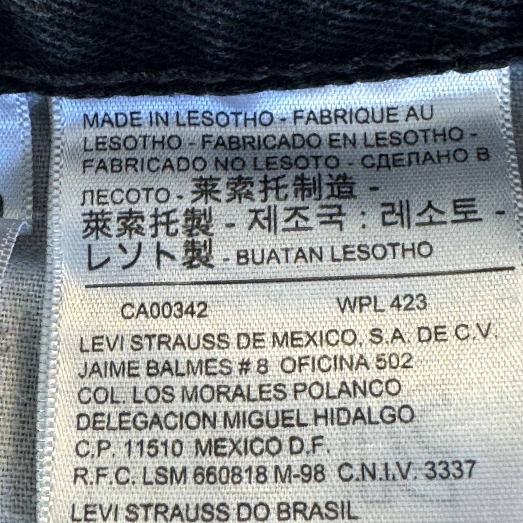 Levi's VINTAGE Levi's 550 Jeans Mens 36x34 Black Relaxed Tapered Leg Denim Pants 100% Cotton Size US 36 / EU 52 - 5 Thumbnail