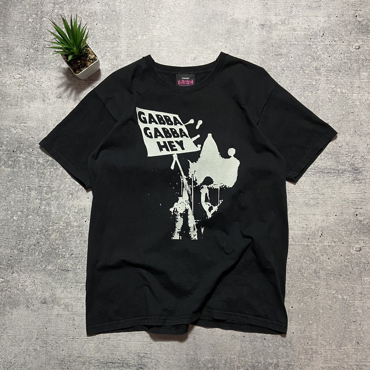 Band Tees × Rock Tees × Vintage ? Vintage Ramones Gabba Punk Y2K 