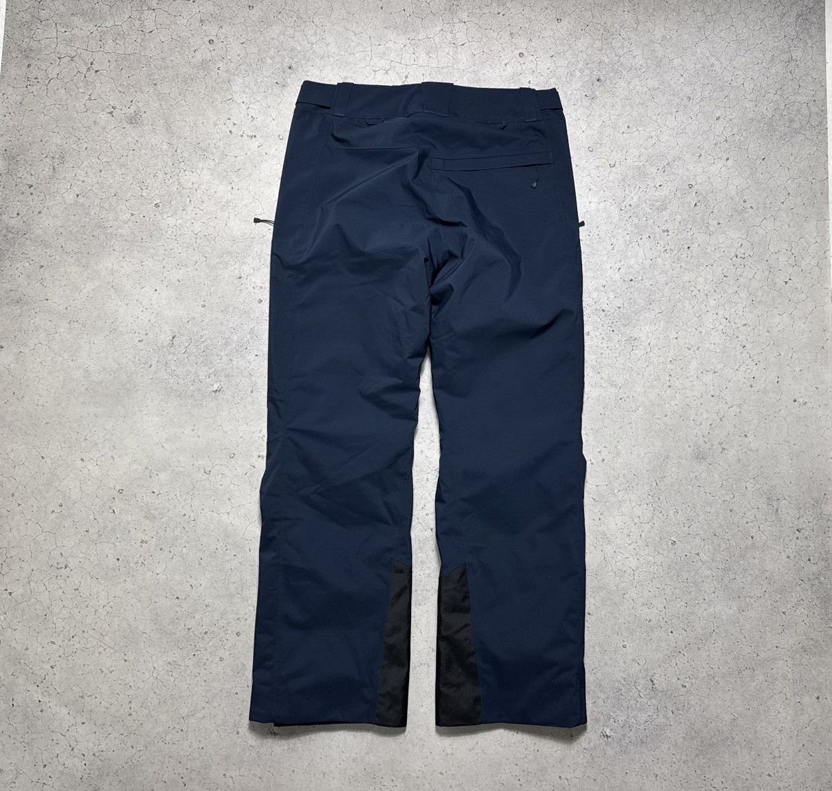 Peak Performance Peak Performance Ski Pants Blue Outdoor Size XL New Size US 36 / EU 52 - 10 Thumbnail