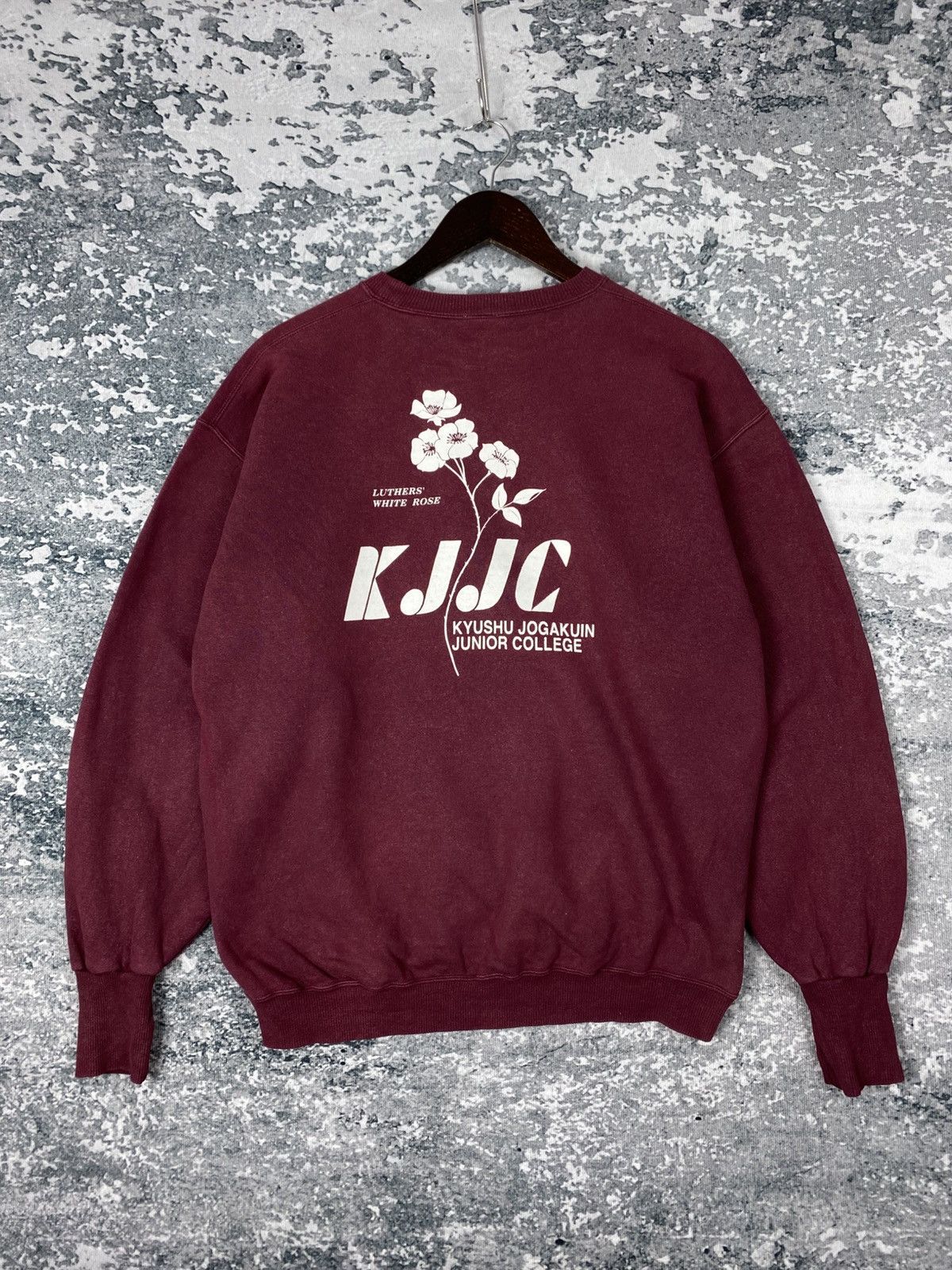 Hanes Vintage Hanes Kyushu Jogakuin Crewneck Sweatshirts Size US L / EU 52-54 / 3 - 1 Thumbnail