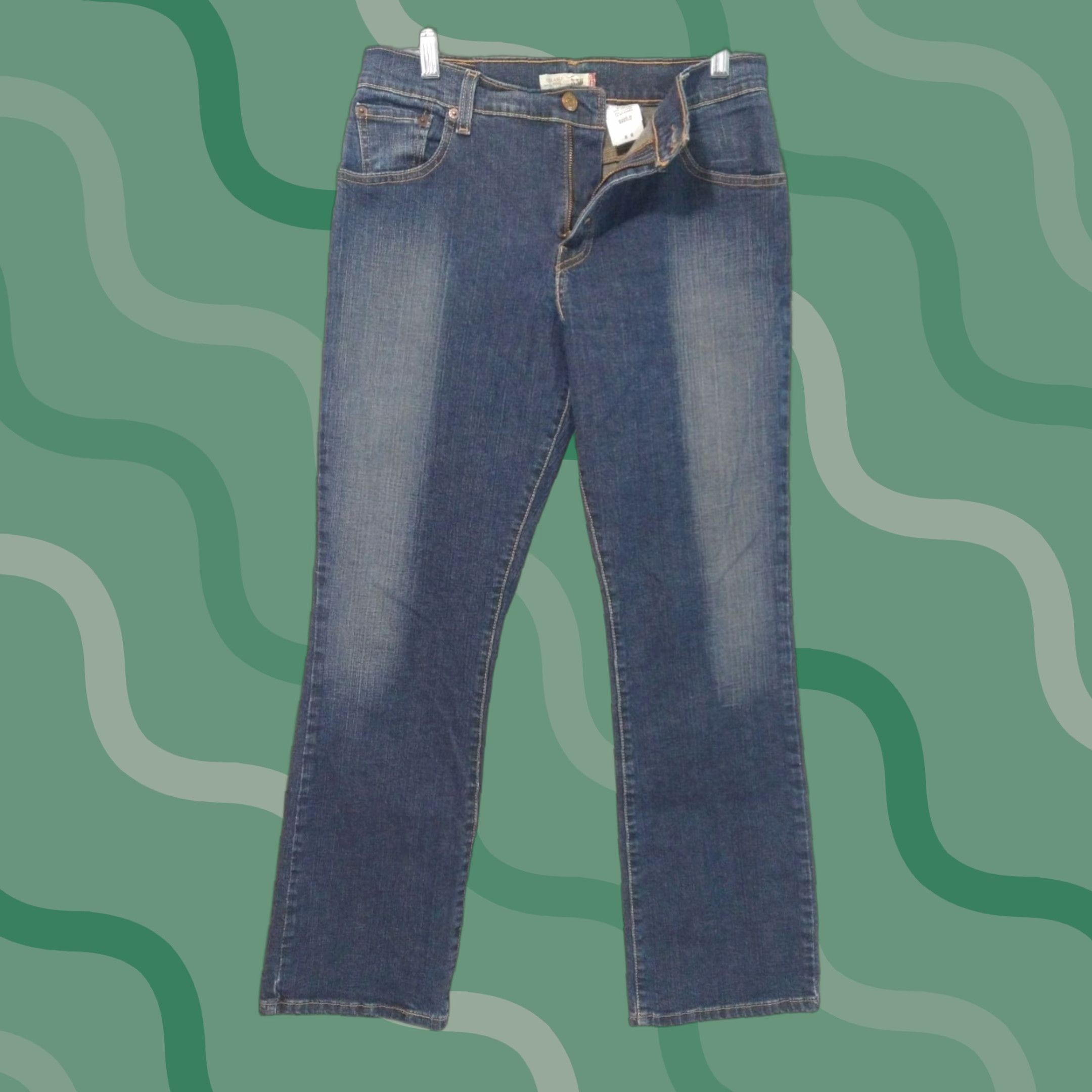 Levi's Levis Jeans Womens 8 Blue Denim Relaxed Boot Cut Dark Wash Western Y2K Size 30" / US 8 / IT 44 - 1 Thumbnail