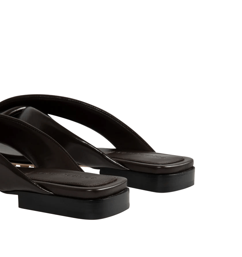 Bottega Veneta o1h1sh10526 Riva Flat Sandal in Dark Brown/Fondant Size US 7 / IT 37 - 4 Thumbnail