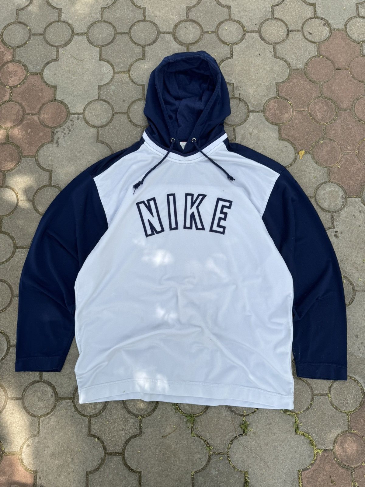 Nike × Vintage Vintage Nike Spell Out Y2K Hoodie Size US L / EU 52-54 / 3 - 2 Thumbnail