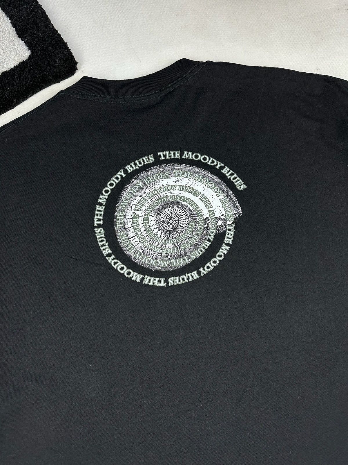 Band Tees × Brockum × Vintage Vintage The Moody Blues tee band tShirt Size US XL / EU 56 / 4 - 6 Thumbnail