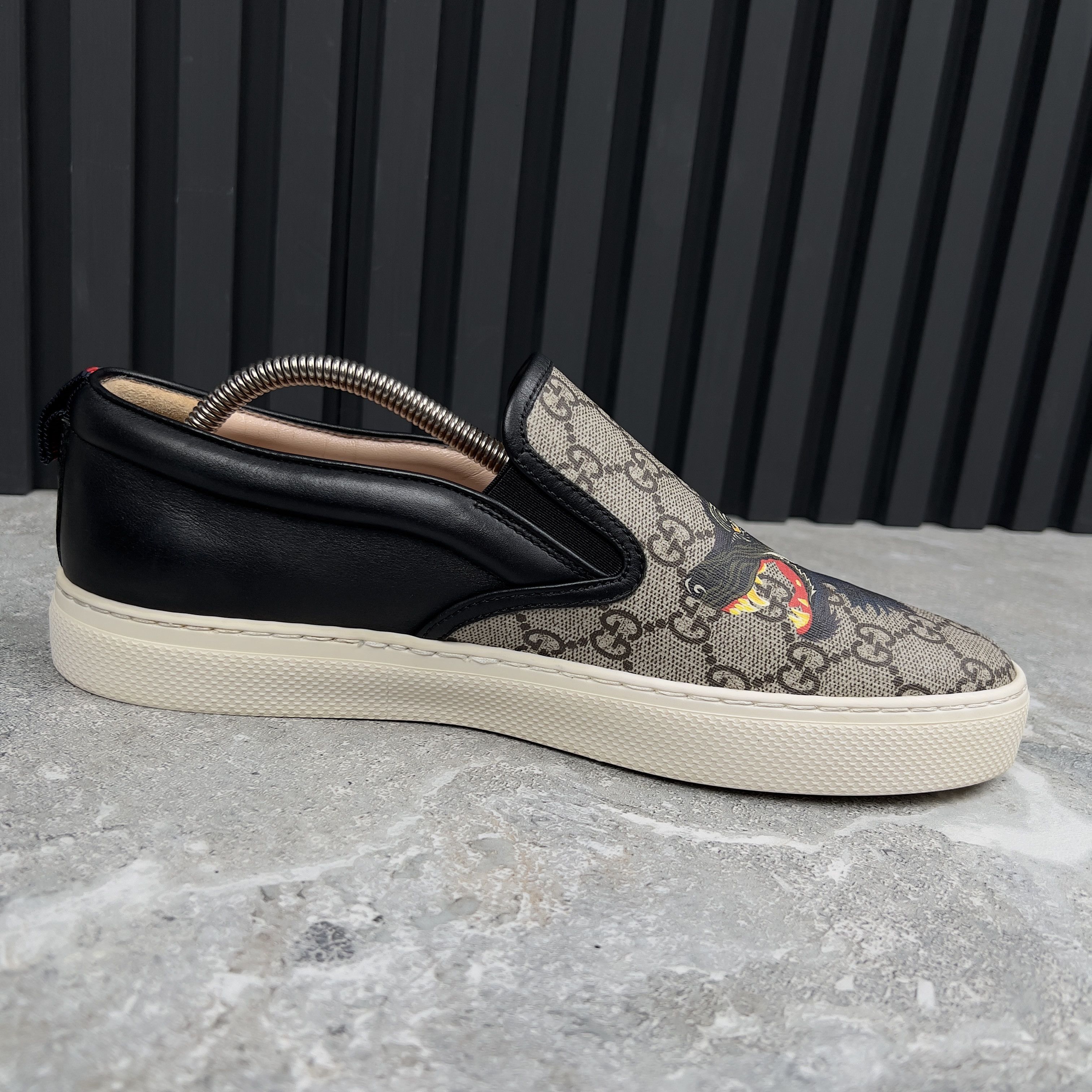 Gucci Gucci Dublin Wild Wolf GG Supreme Slip-On Leather Size US 9 / EU 42 - 8 Thumbnail