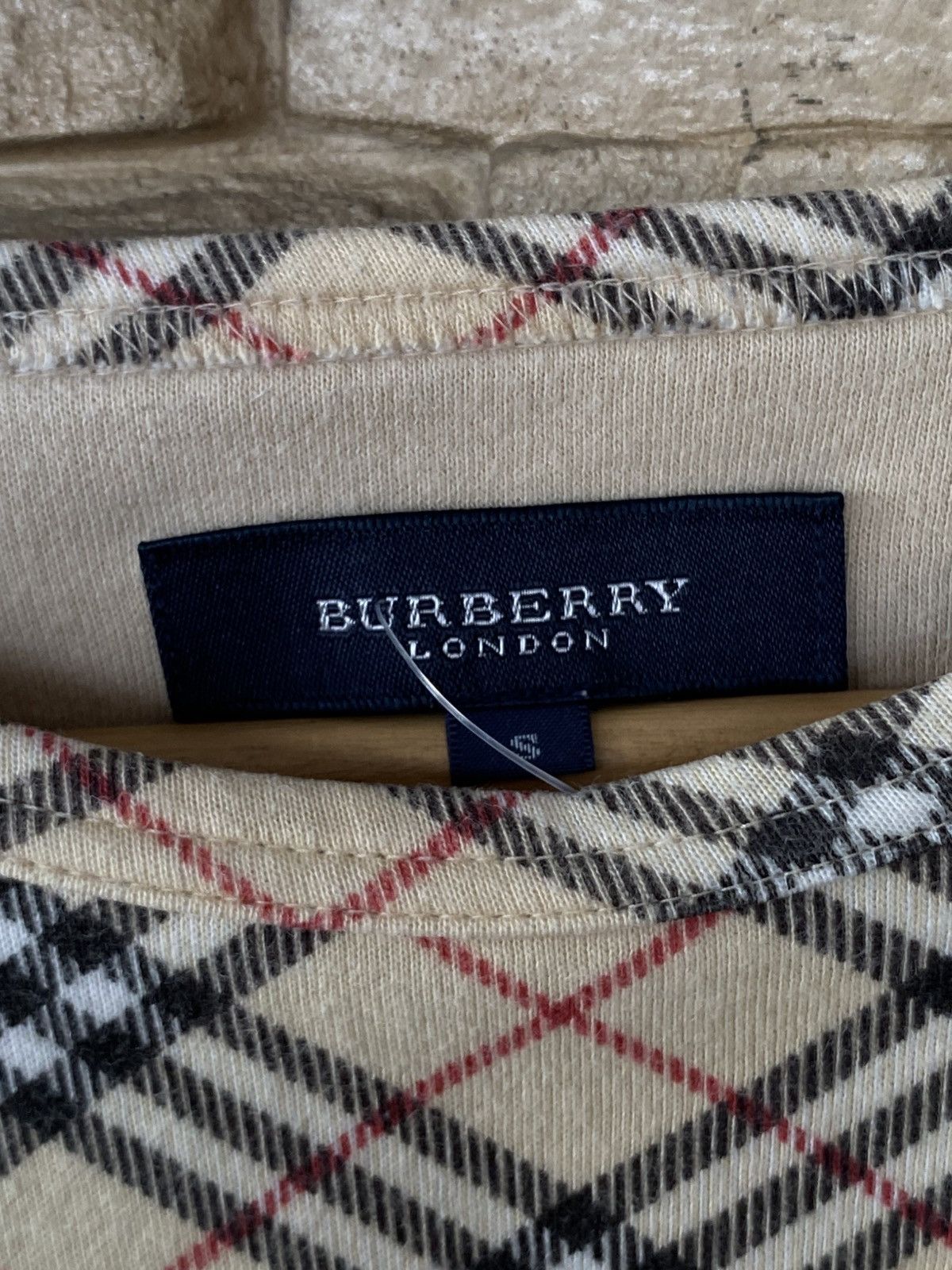 Burberry Vintage Burberry London Checkered Nova Check Classic Monogram Long Sleeve Tees Size US S / EU 44-46 / 1 - 6 Thumbnail