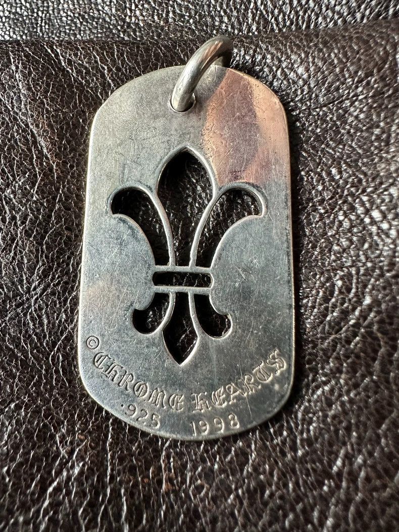 Chrome Hearts Chrome Hearts Large Iris Dog Tag Pendant Size ONE SIZE - 1 Thumbnail