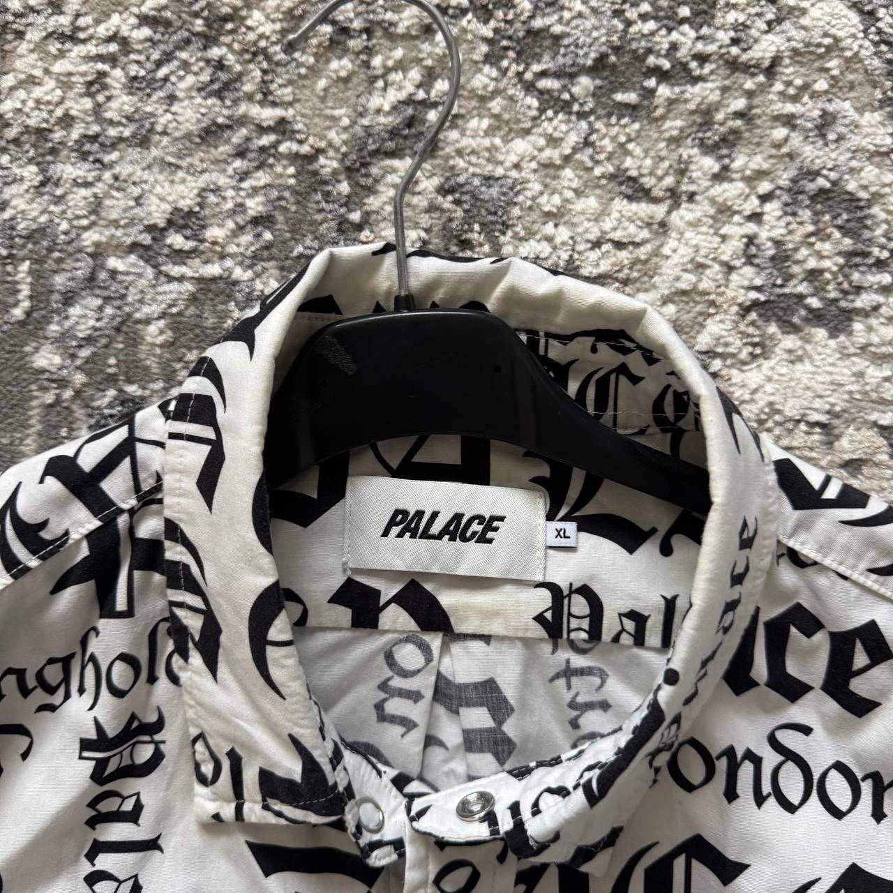 Palace Palace Ye Olde But A Goldie Old English Button Up Shirt Size US XL / EU 56 / 4 - 7 Thumbnail