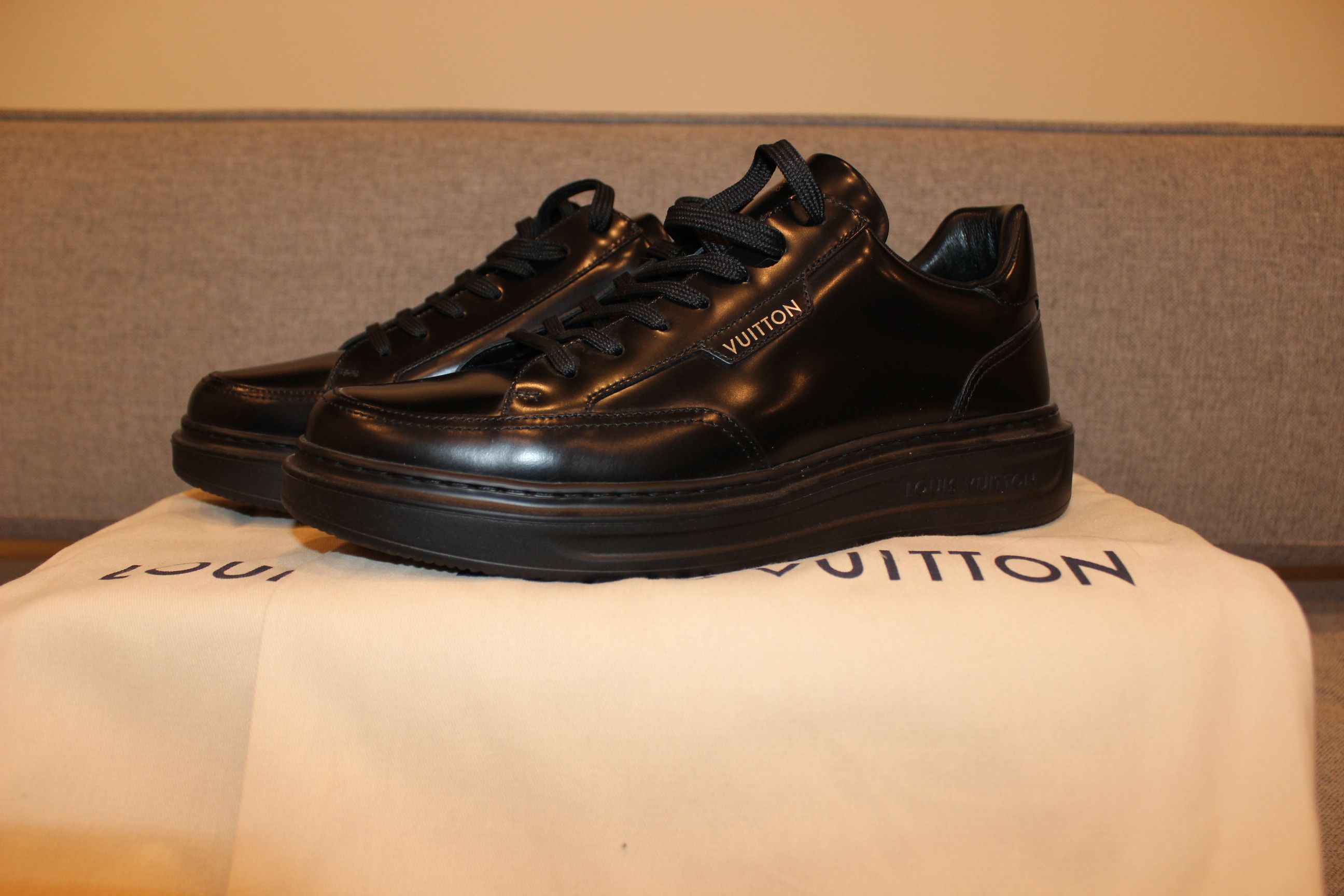 Louis Vuitton Louis Vuitton Beverly Hills "VUITTON" Sneaker Size US 8.5 / EU 41-42 - 1 Thumbnail