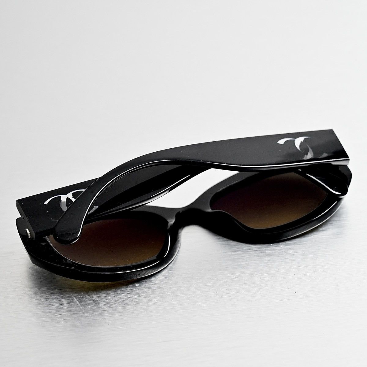 Chanel CHANEL 0CH5528 SUNGLASSES Size ONE SIZE - 7 Thumbnail