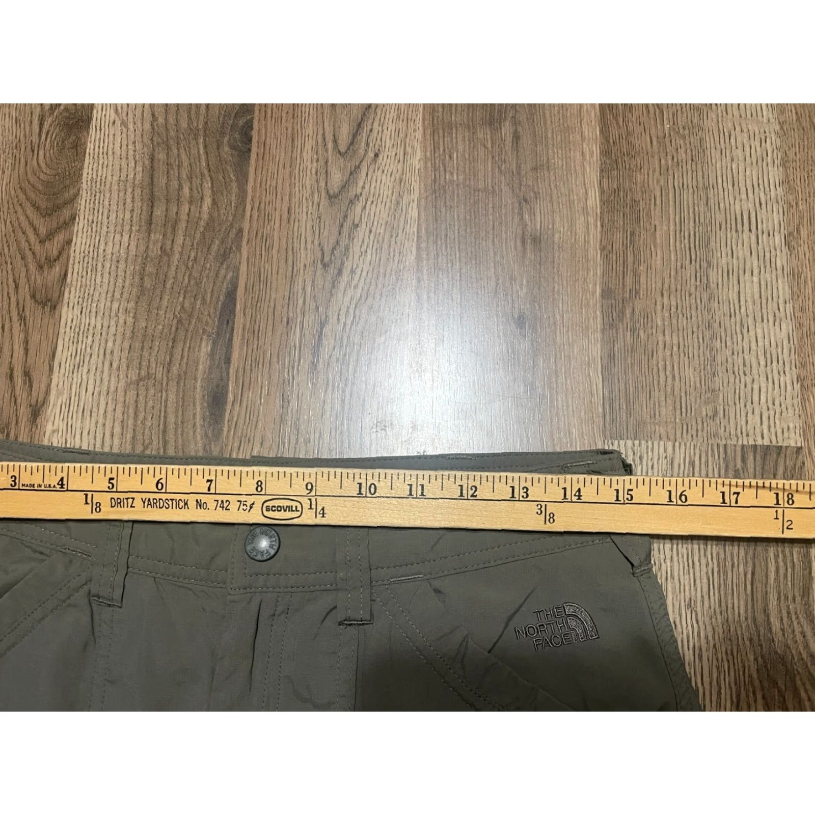 The North Face The North Face Skirt Women’s 6 Green Mini Short Pockets Logo Size 28" / US 6 / IT 42 - 5 Thumbnail