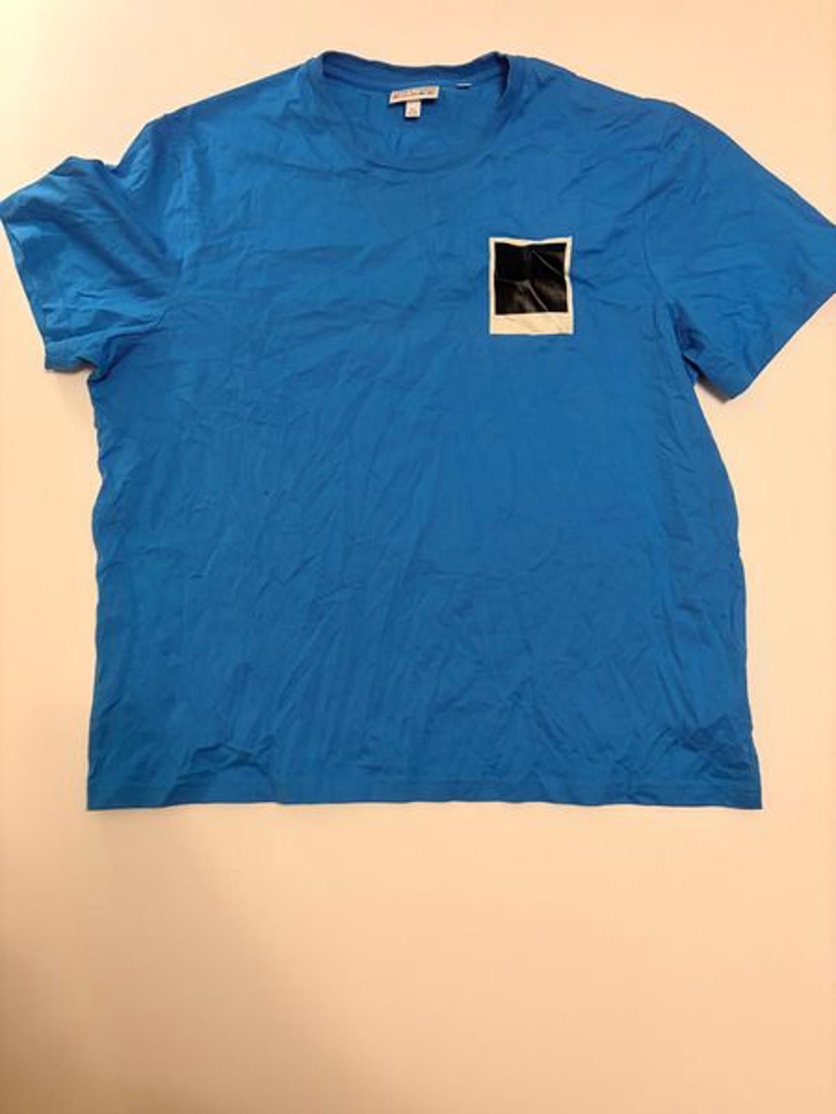 Lacoste Lacoste x Polaroid Men Breathable Badge T-Shirt (Size 3XL) Size US XXL / EU 58 / 5 - 1 Thumbnail