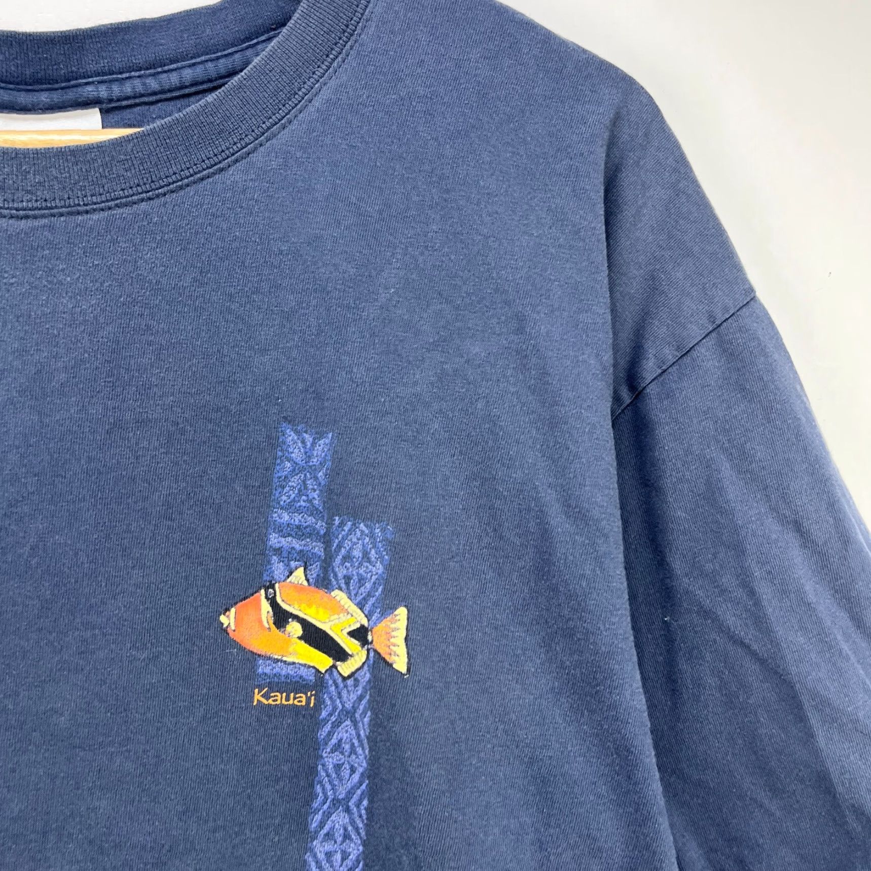 Vintage VINTAGE Crazy Shirts Shirt Men XL Blue 90s Hawaii Kaua'i Fish T-Shirt Size US XL / EU 56 / 4 - 7 Thumbnail