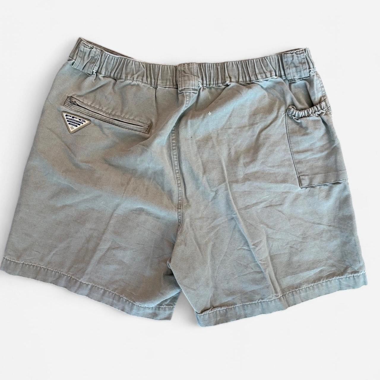 Other Columbia Sportswear Men's grey khaki Shorts Size US 34 / EU 50 - 2 Thumbnail