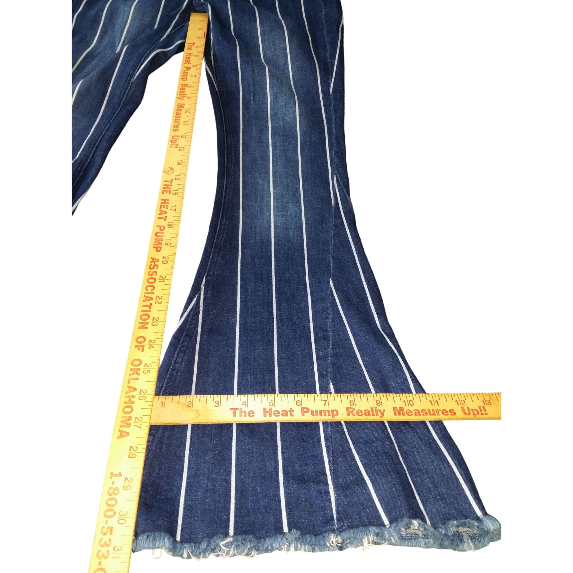 Grace in LA Grace In LA Jeans Women Sz 27 Pinstripe Flare Frayed Bell Bo Size 27" / US 4 / IT 40 - 5 Thumbnail