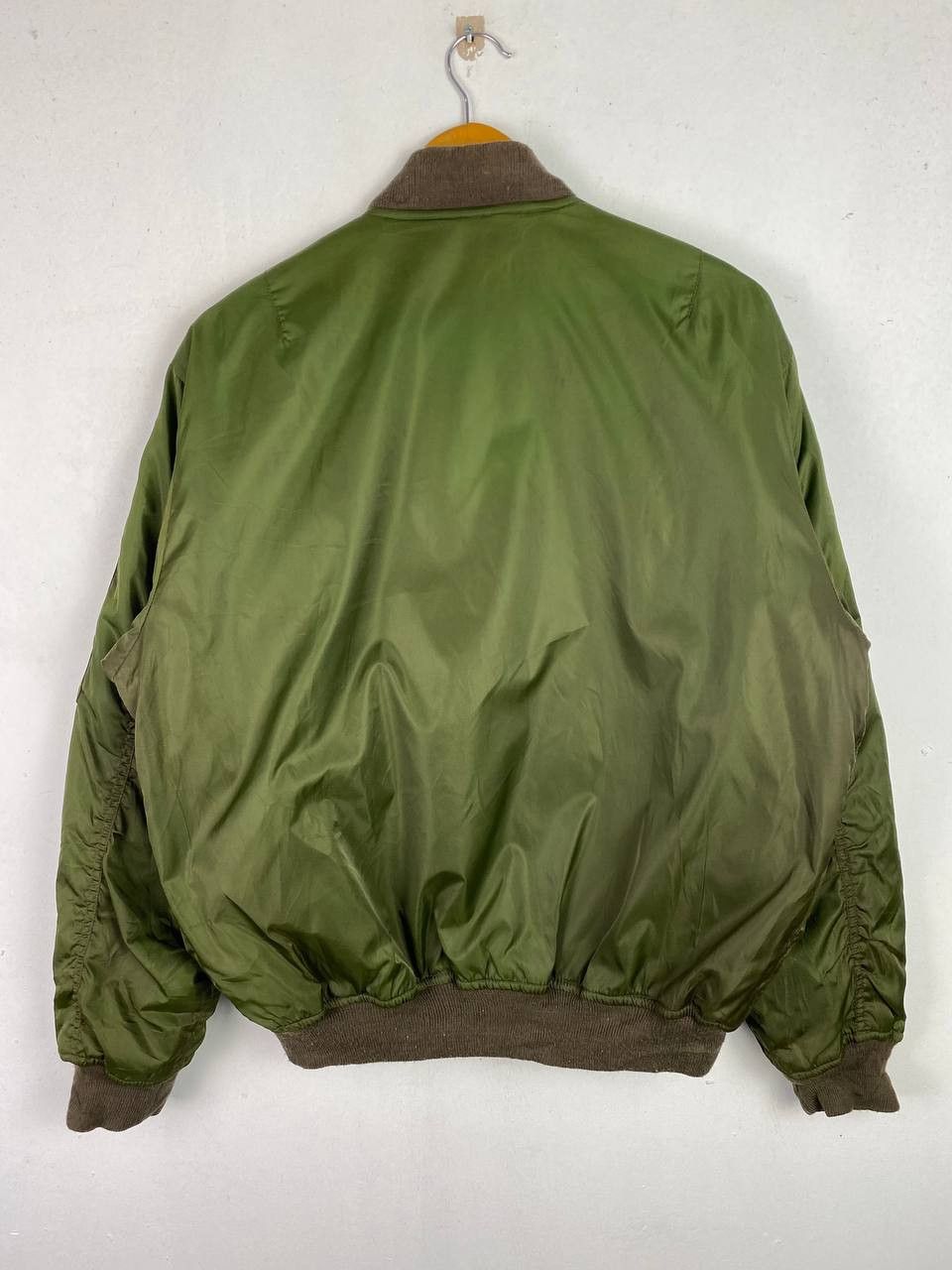 Vintage vintage ma-1 USAF reversible bomber jacket Size US L / EU 52-54 / 3 - 8 Thumbnail