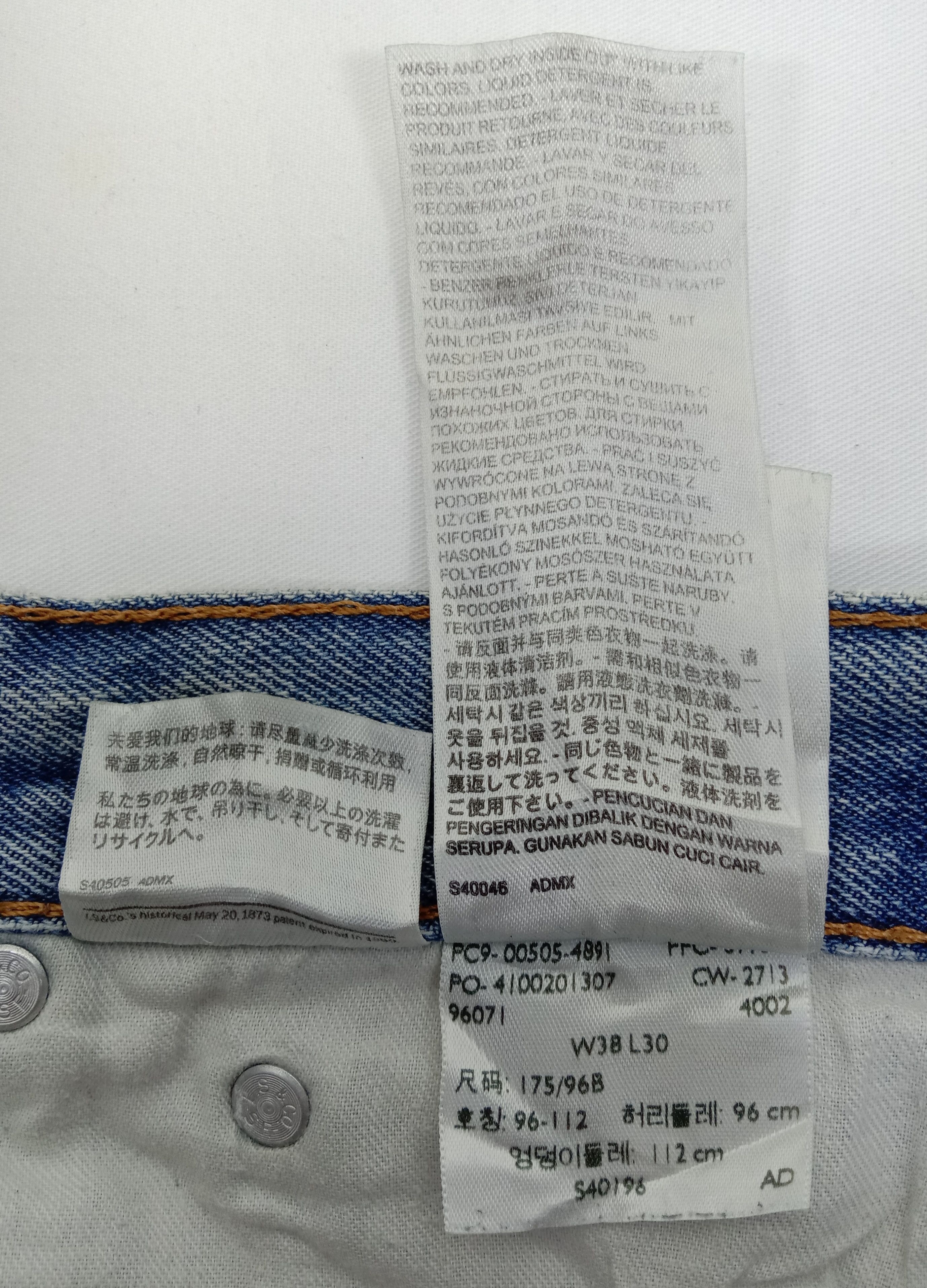 Levi's Vintage Levi's 505 Jeans Light Wash Regular Fit Denim Size US 38 / EU 54 - 13 Thumbnail
