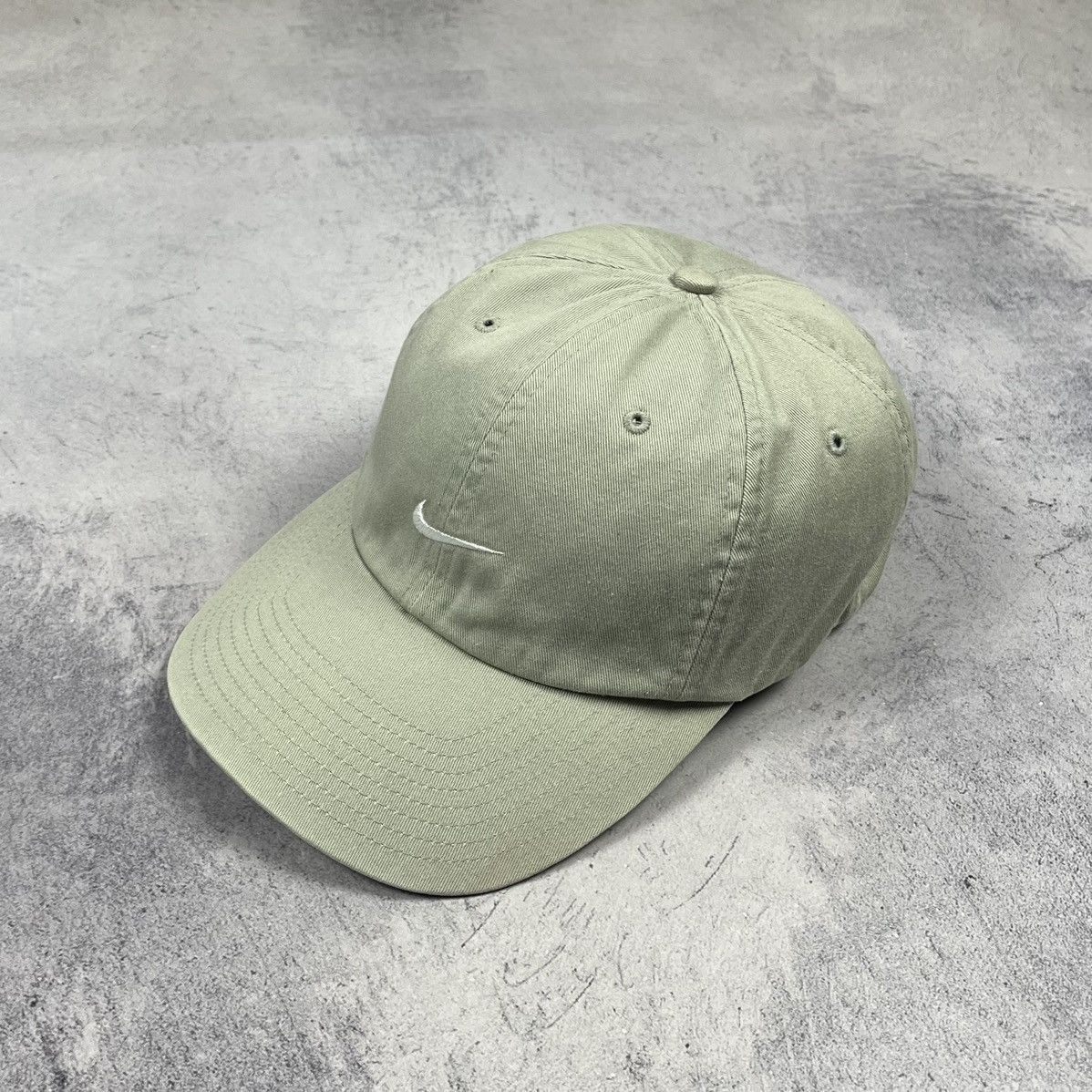 Nike × Vintage Vintage Nike swoosh y2k cream cap 90’s Size ONE SIZE - 1 Thumbnail