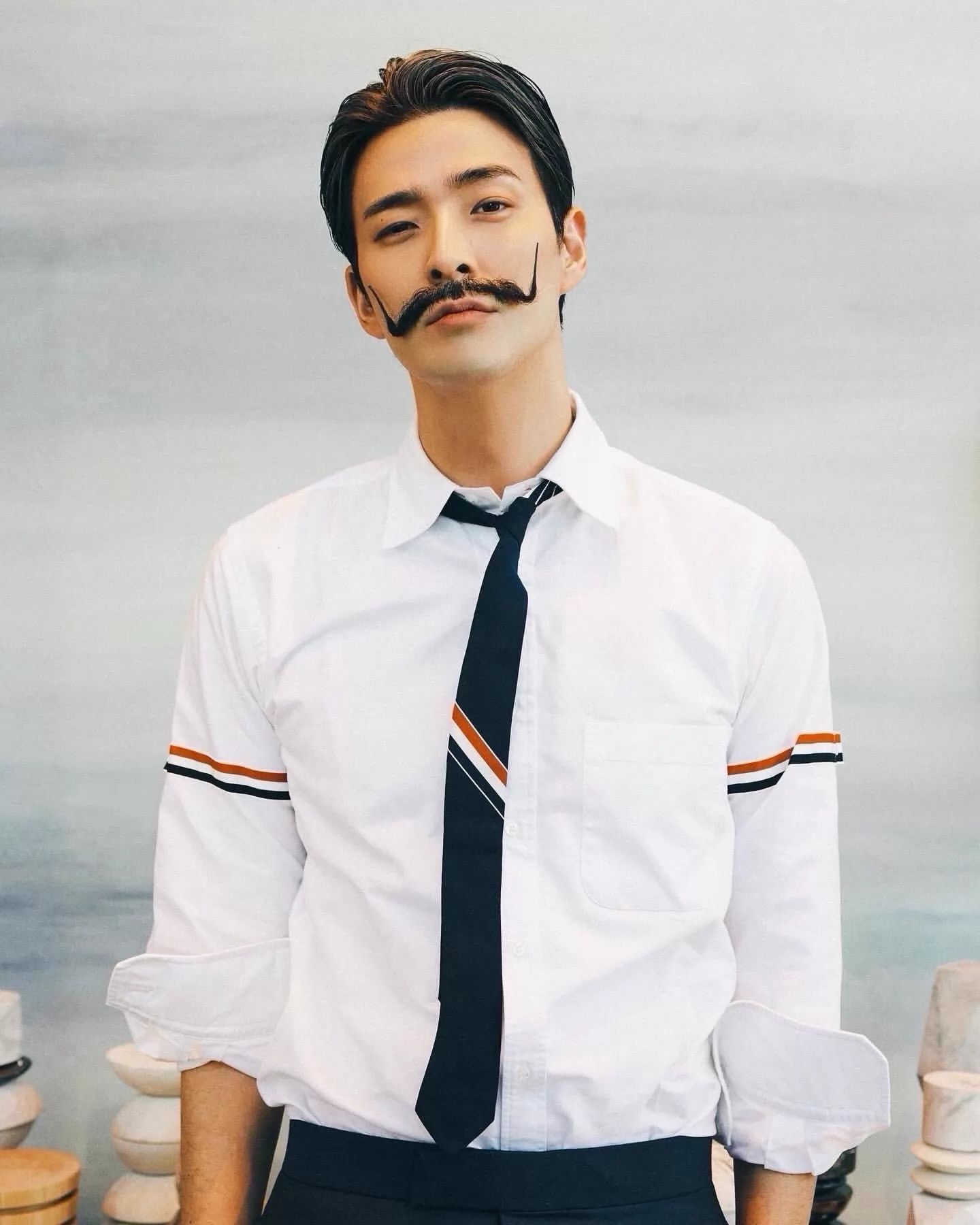 Thom Browne Thom Browne Classic Double Sleeve Logo Oxford Shirt White 2 Size US M / EU 48-50 / 2 - 9 Thumbnail