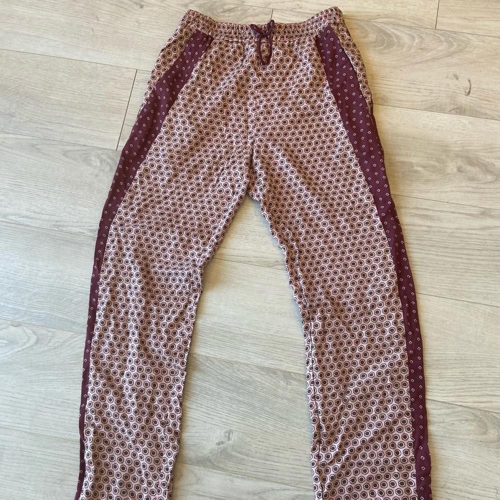 Zara Zara Red and Pink Floral Patterned Pants Size US 26 / EU 42 - 1 Thumbnail