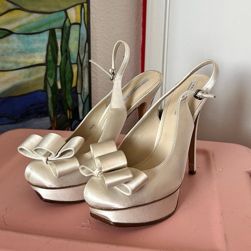 Other vera wang lavender white wedding platform stiletto heels Size US 9.5 / IT 39.5 - 6 Thumbnail